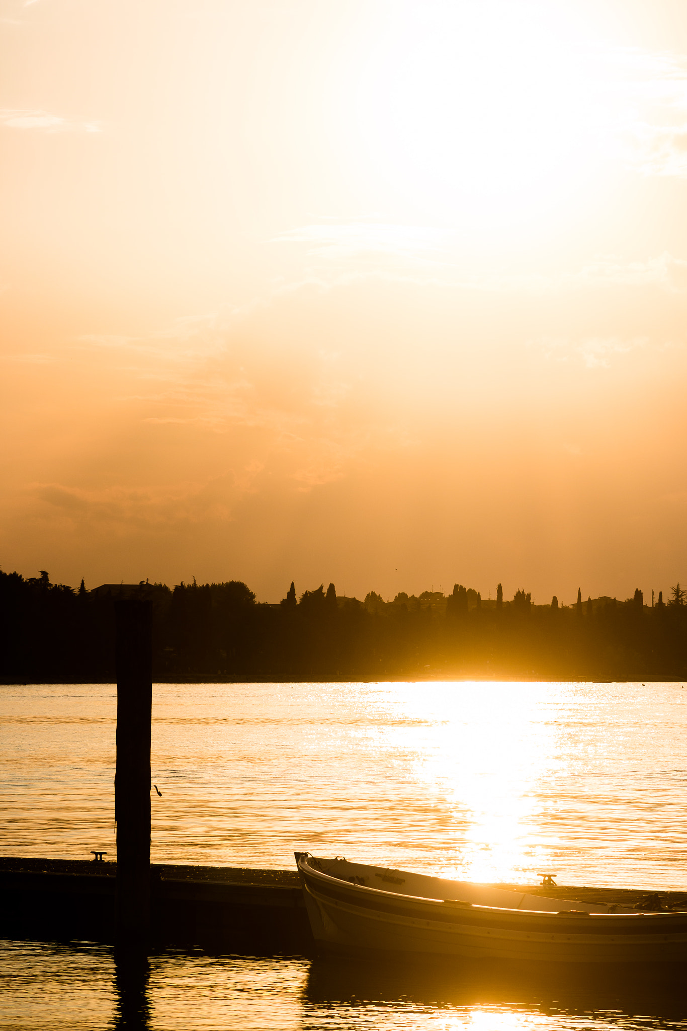Canon EF 28-105mm f/3.5-4.5 USM sample photo. Seeing the golden hour photography