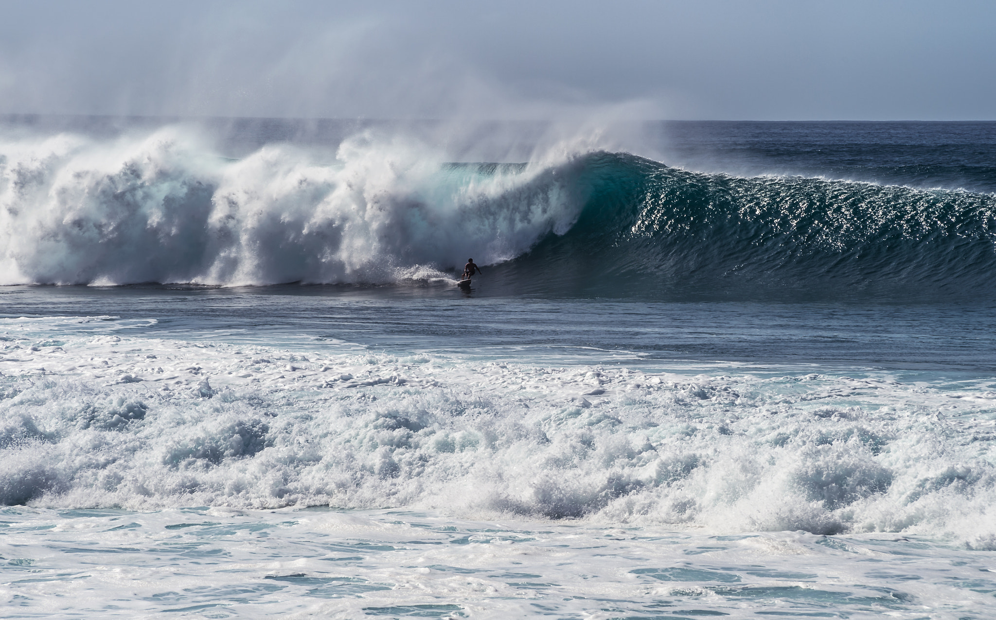 AF Zoom-Nikkor 80-200mm f/2.8 ED sample photo. Surfer, hawaii photography