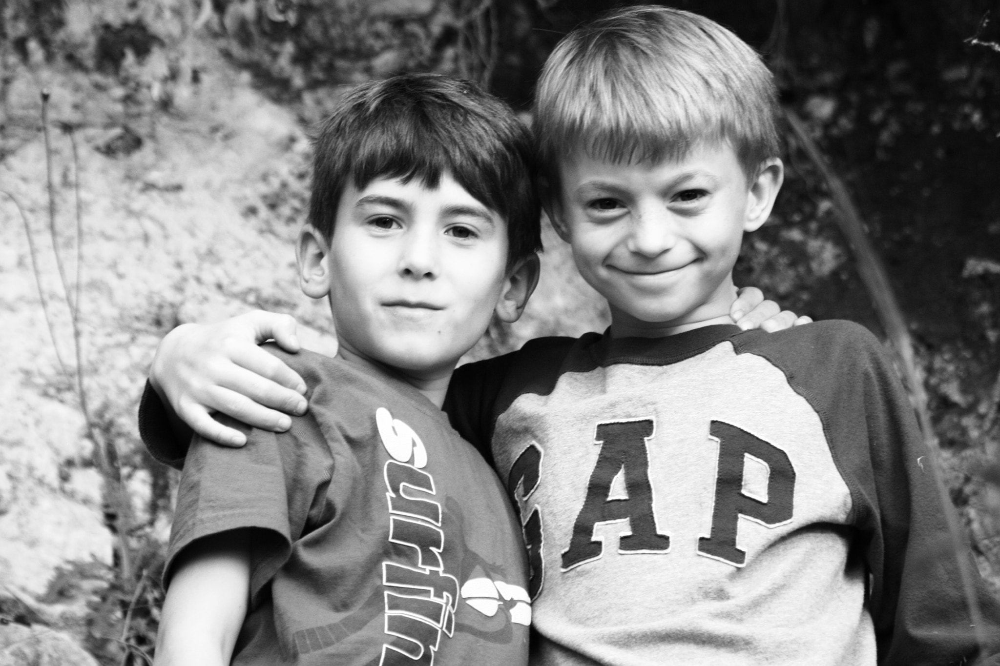 Canon EOS 400D (EOS Digital Rebel XTi / EOS Kiss Digital X) sample photo. Amor de hermanos photography
