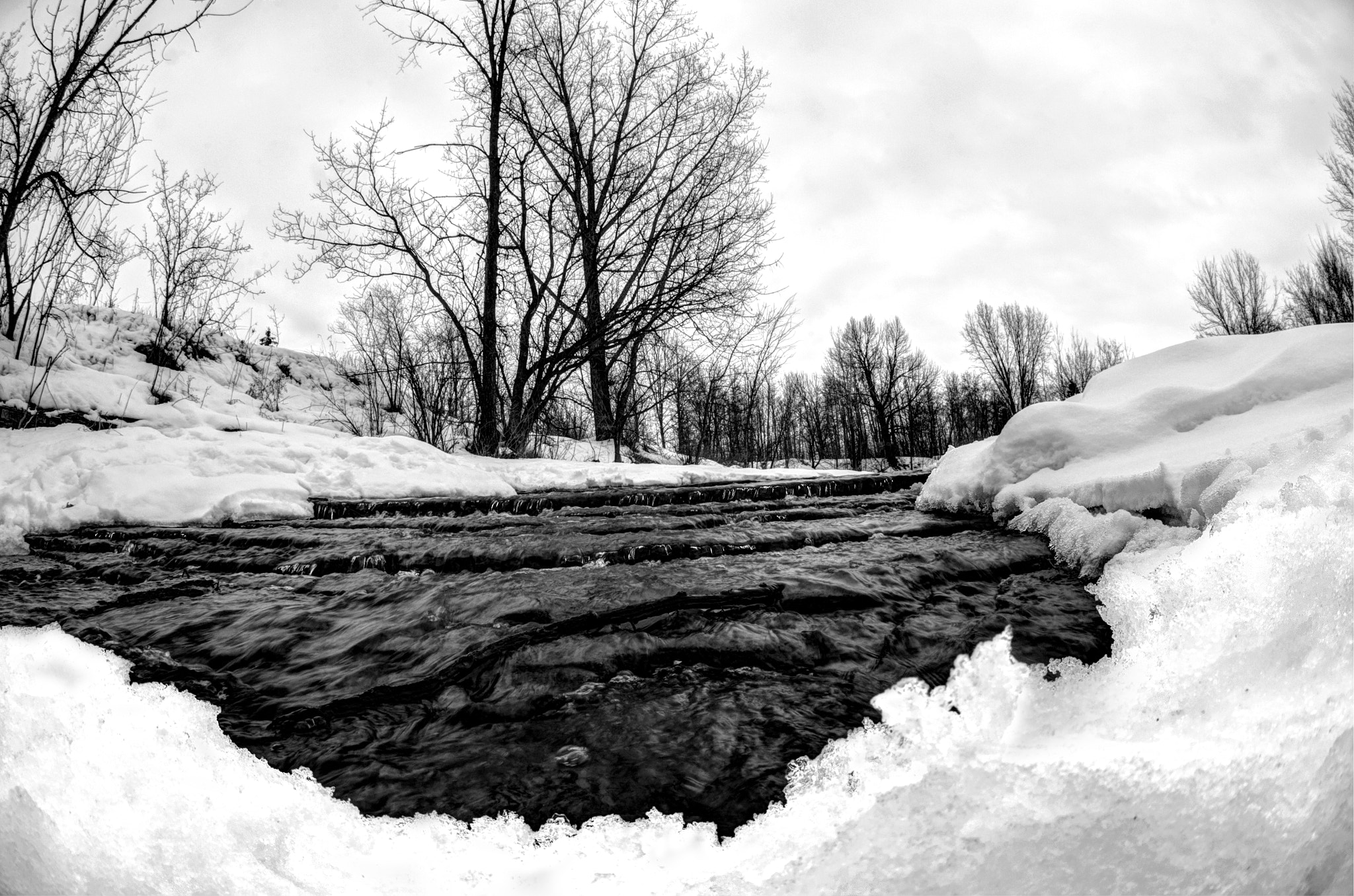 Nikon AF DX Fisheye-Nikkor 10.5mm F2.8G ED sample photo. The thaw photography
