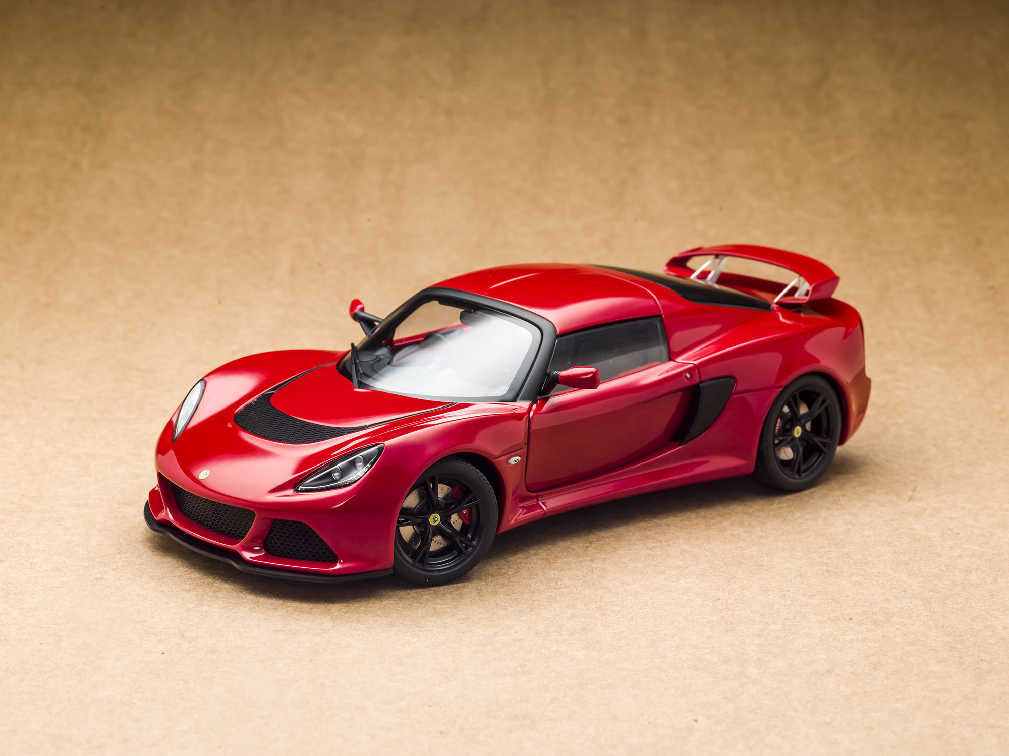 Phase One IQ250 sample photo. Autoart lotus exige s photography