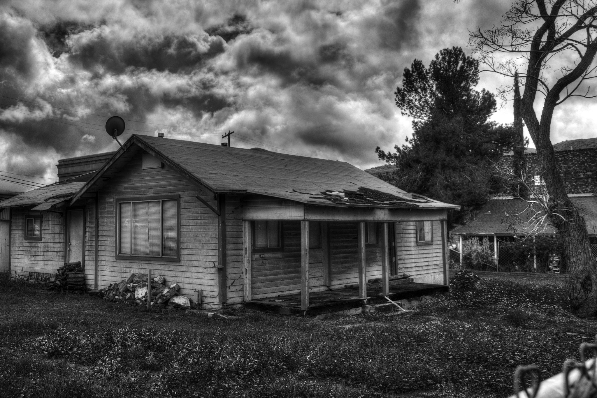 Canon EF-S 17-85mm F4-5.6 IS USM sample photo. Tonemapped photography
