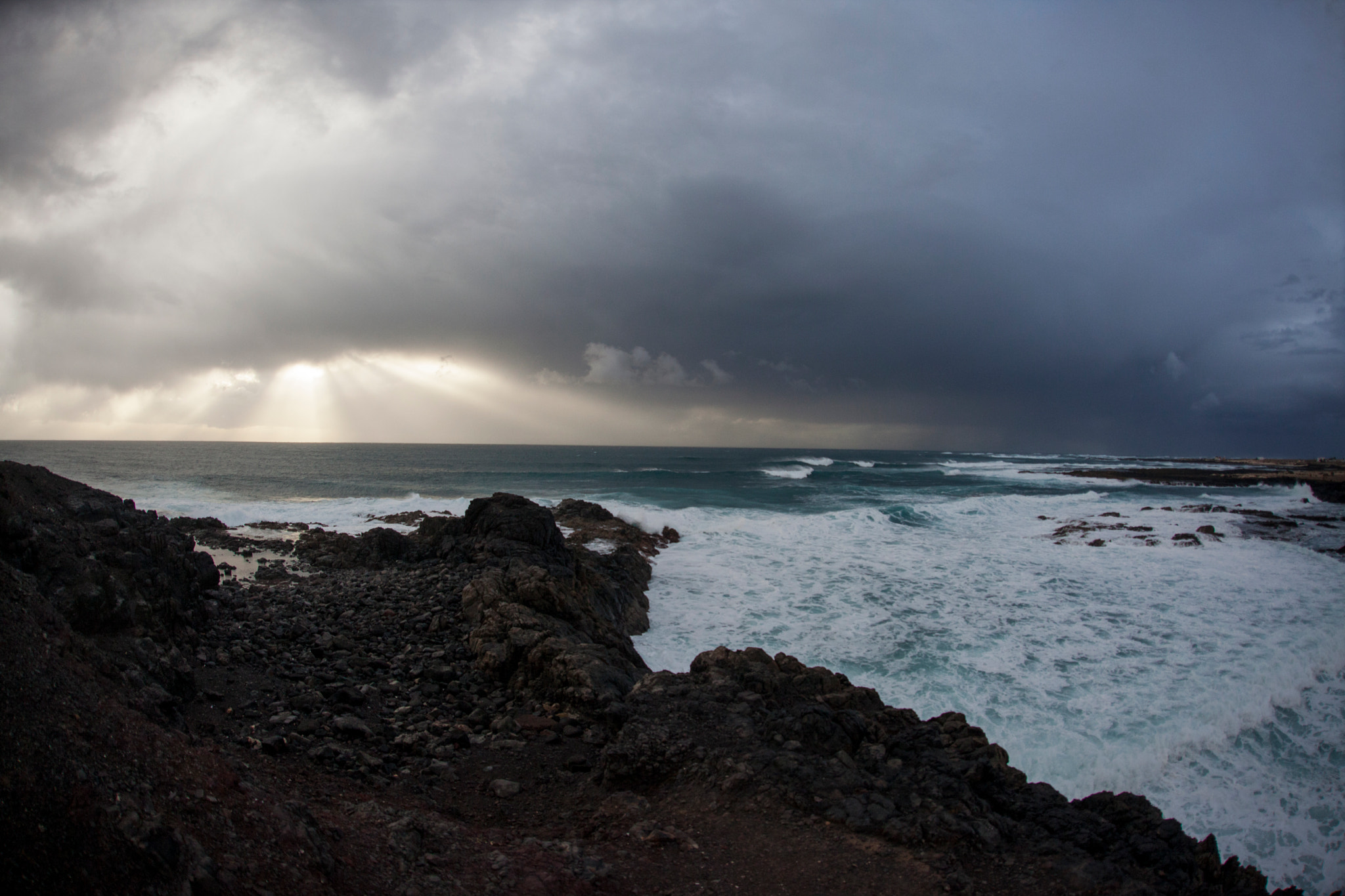 Canon EOS 5D Mark II + Sigma 15mm f/2.8 EX Fisheye sample photo. Storm day photography