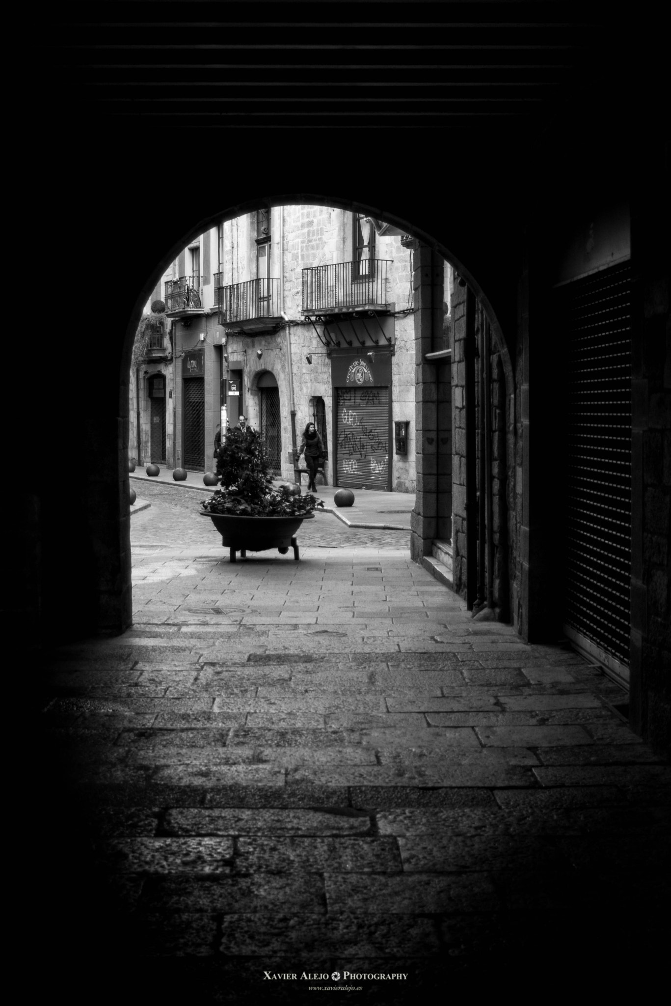 AF Zoom-Nikkor 28-80mm f/3.5-5.6D sample photo. Carrer cort reial photography