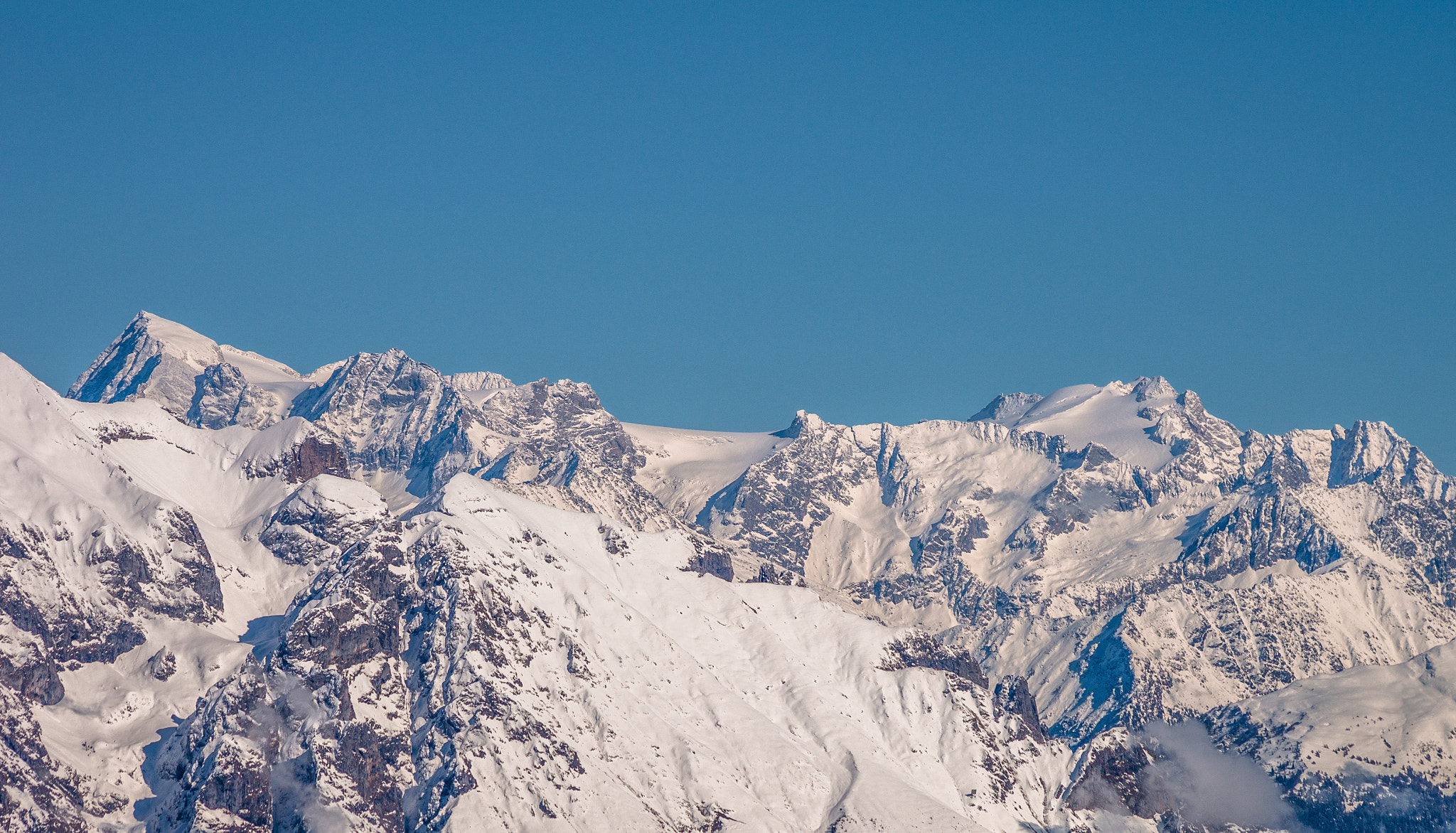 Pentax smc DA 55-300mm F4.0-5.8 ED sample photo. Adamello group photography