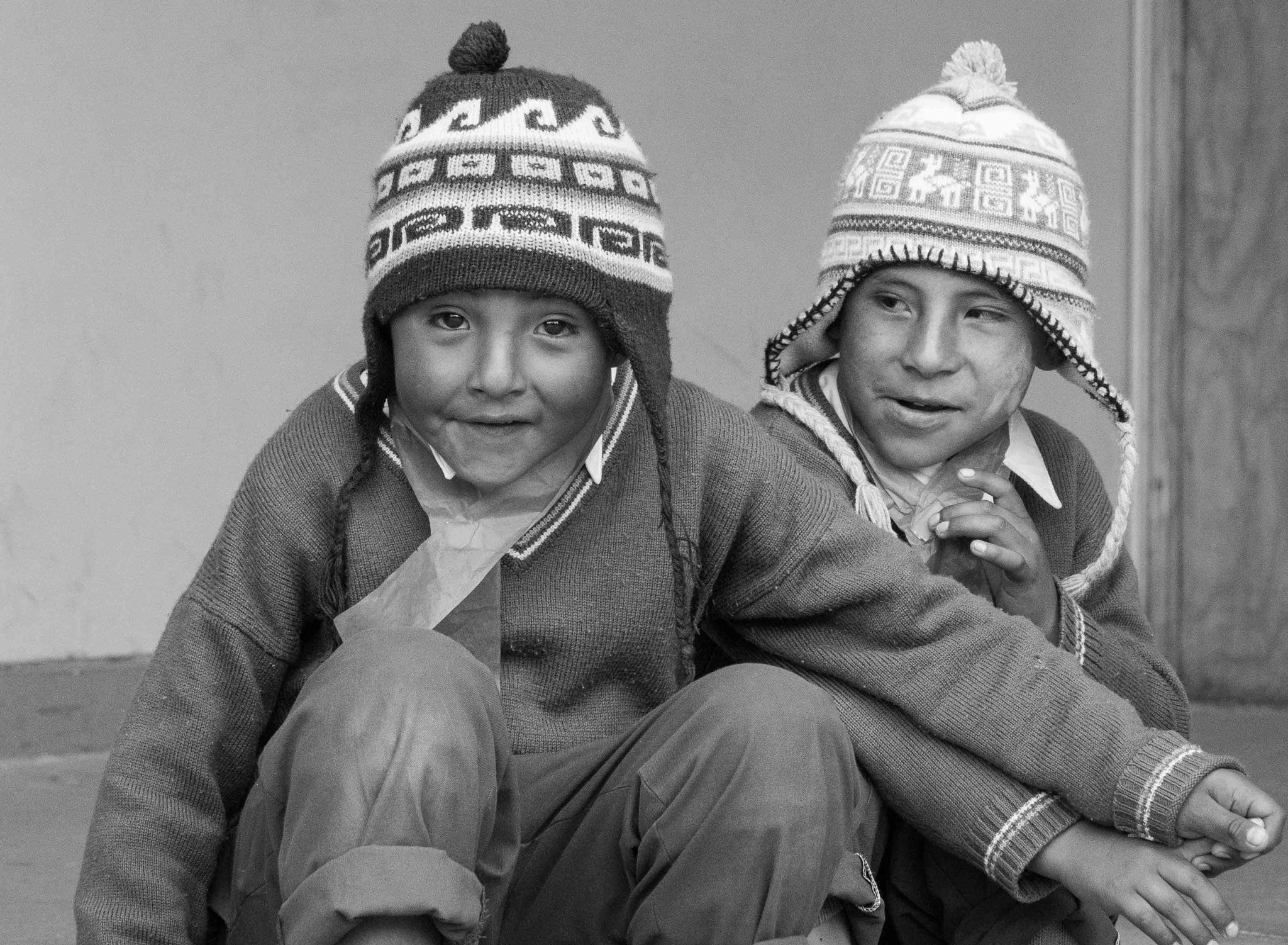 Olympus Zuiko Digital ED 40-150mm F4.0-5.6 sample photo. Peruvian childhood photography
