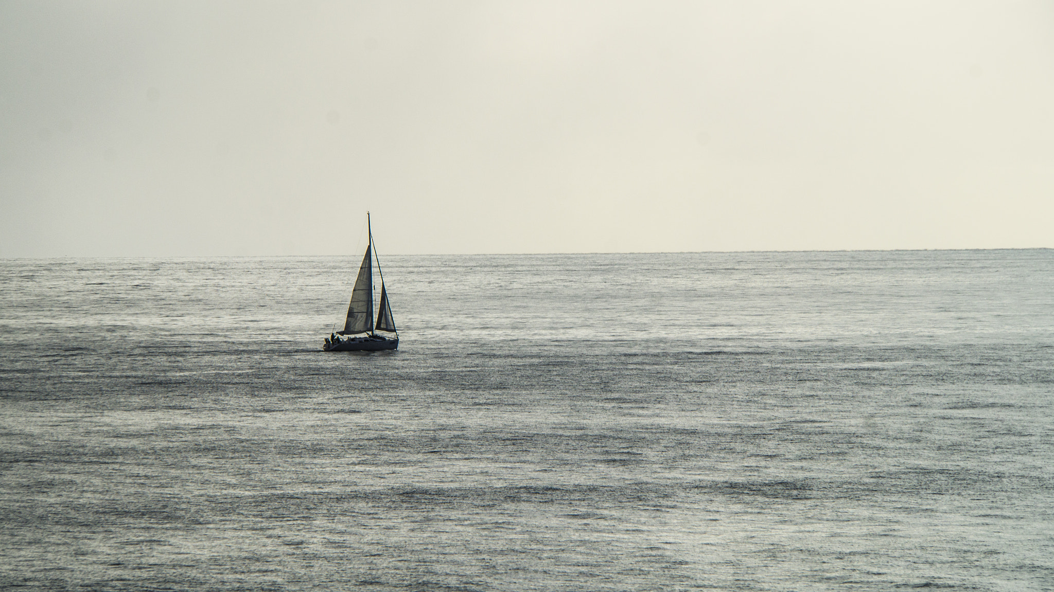 Sony Alpha NEX-F3 + Sony E 18-200mm F3.5-6.3 OSS sample photo. Sailing photography