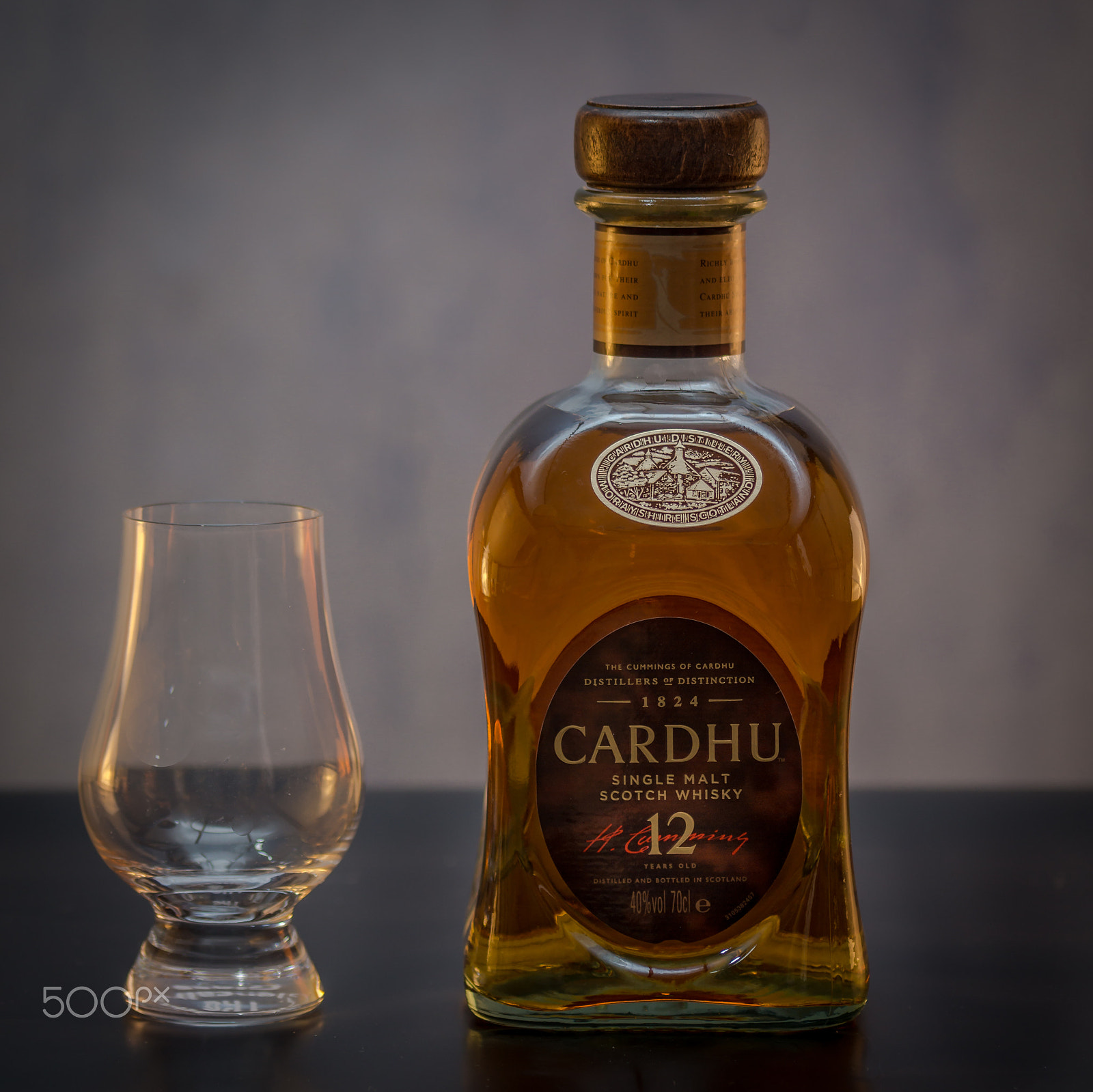Sigma 70-300mm F4-5.6 DL Macro sample photo. Whisky photography