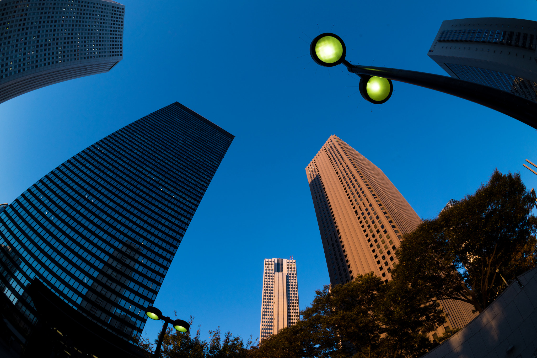Sony FE 28mm F2 sample photo. Buildings in the twilight photography