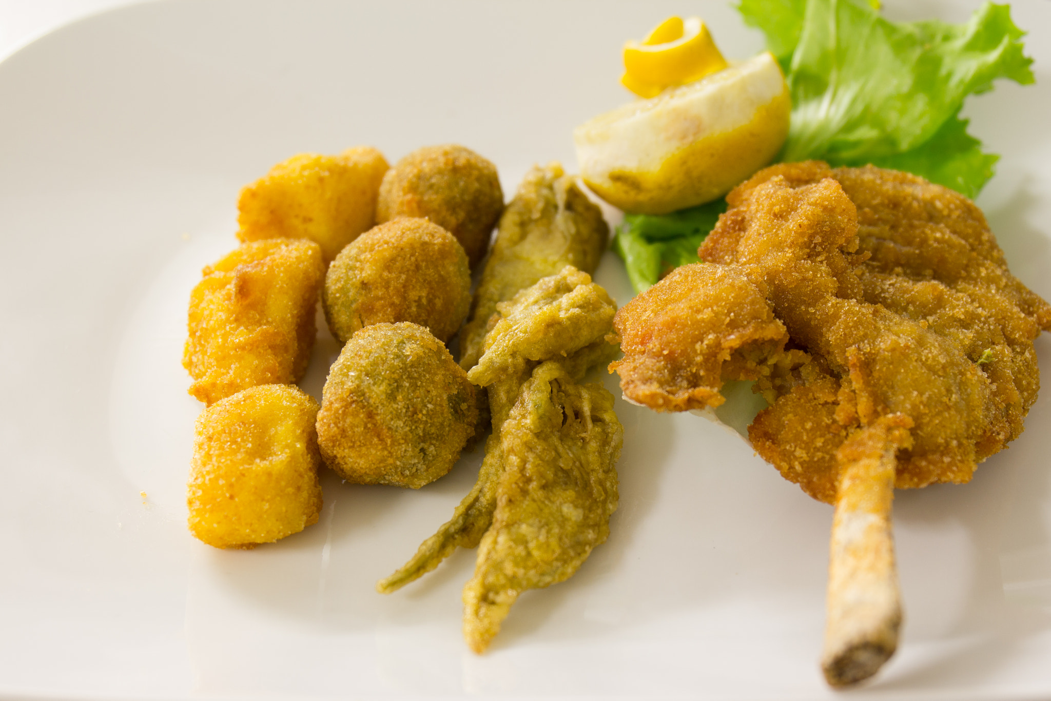 Canon EF 24-70mm F4L IS USM sample photo. Food photography