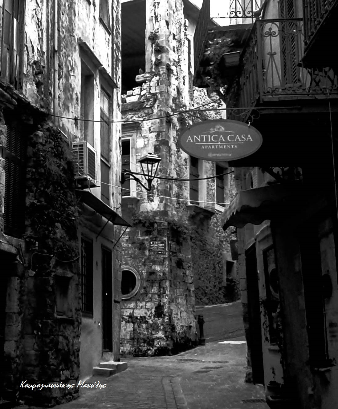 Samsung Galaxy S DUOS sample photo. The street photography