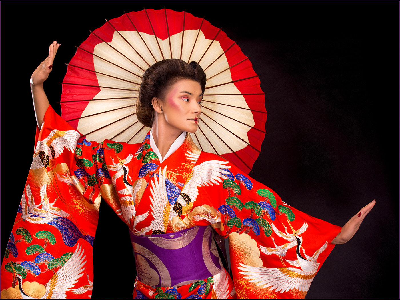 Panasonic Lumix G X Vario 35-100mm F2.8 OIS sample photo. Kimono photography