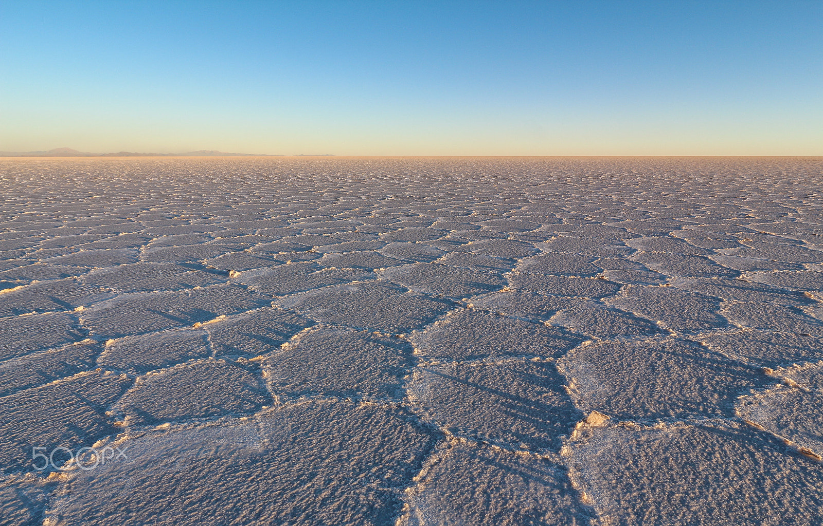 Canon EF-S 10-18mm F4.5–5.6 IS STM sample photo. Uyuni salt flats photography