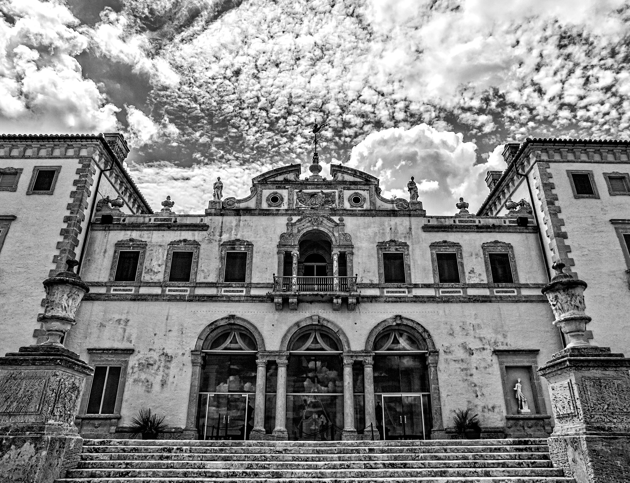 Olympus Zuiko Digital ED 12-60mm F2.8-4.0 SWD sample photo. Vizcaya museum &amp; gardens photography