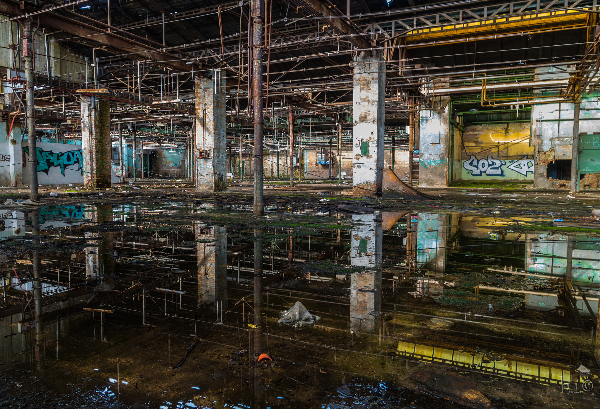 Sigma AF 10-20mm F4-5.6 EX DC sample photo. Factory csepel photography