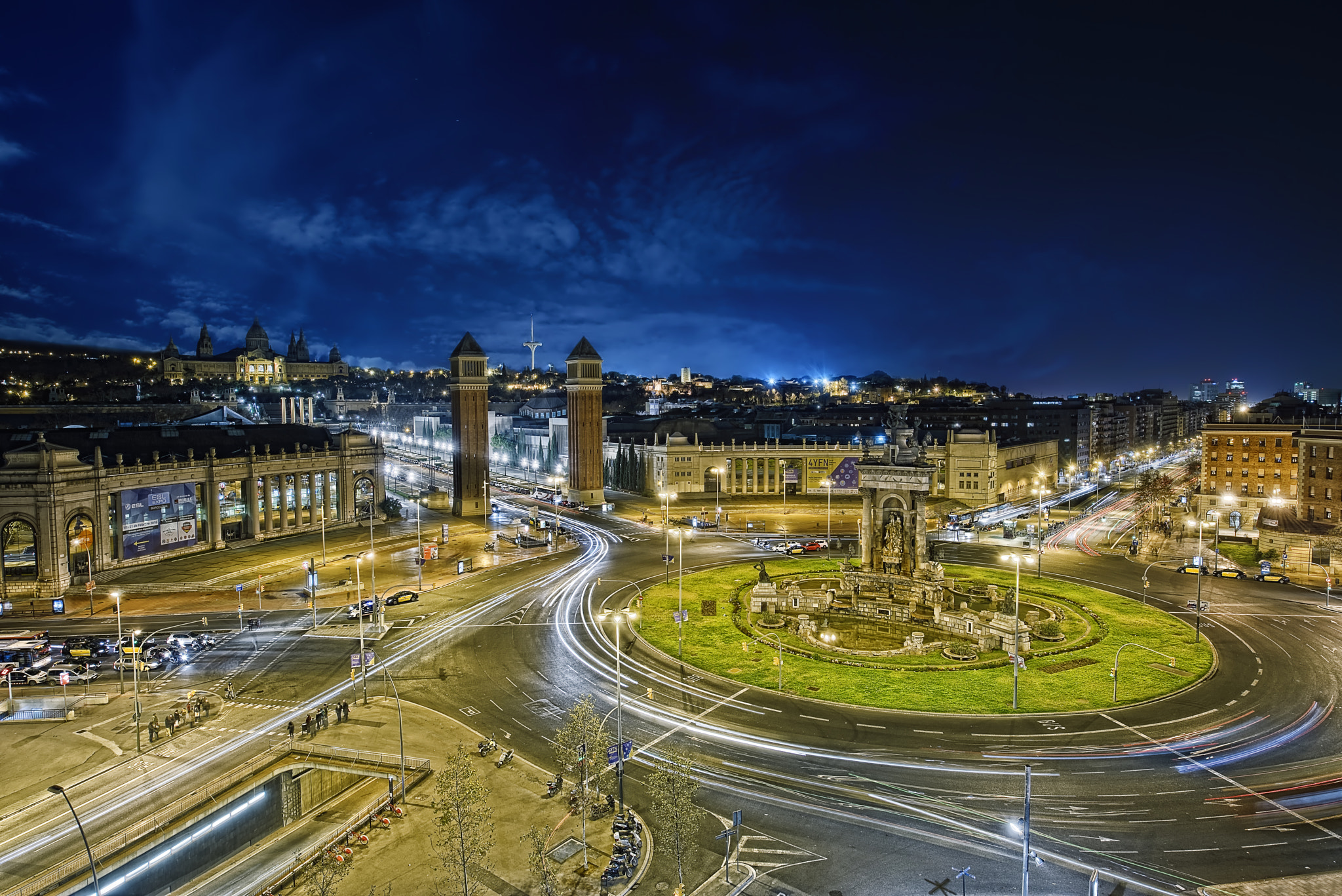 AF Zoom-Nikkor 35-80mm f/4-5.6D sample photo. Placa d´espanya photography