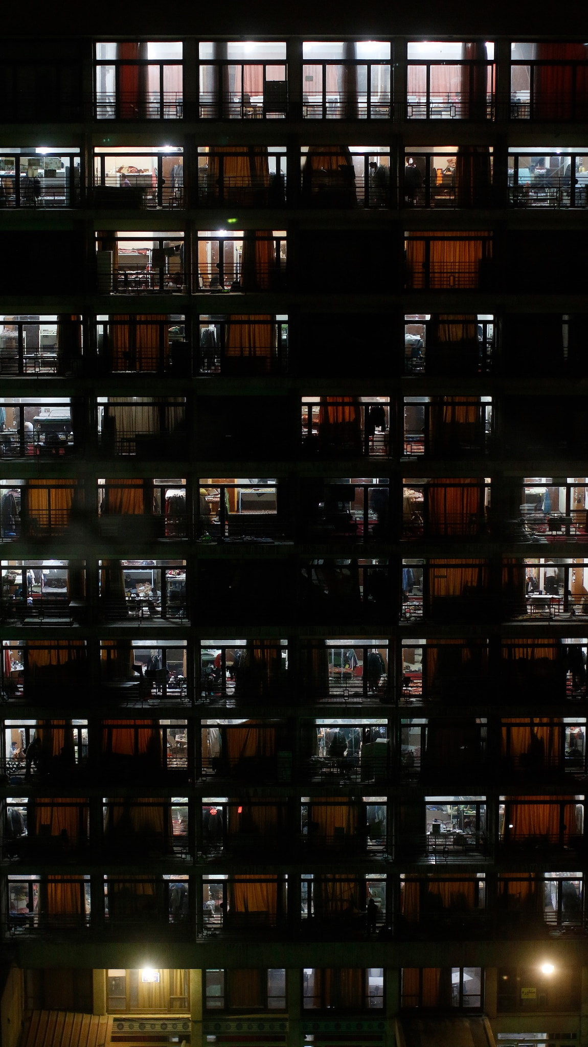 Canon EOS 70D + Canon EF 50mm F1.2L USM sample photo. Windows photography