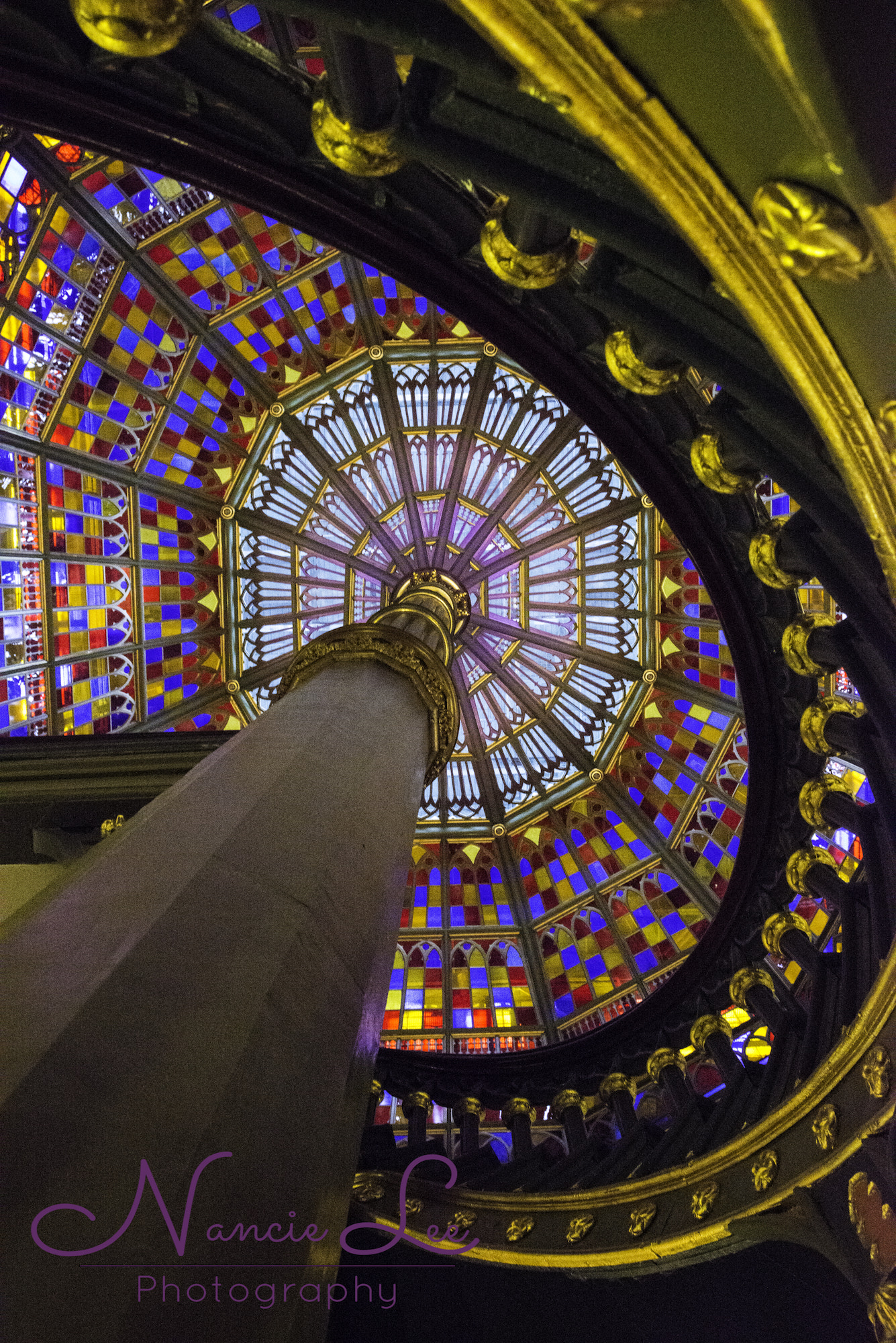 AF Zoom-Nikkor 28-80mm f/3.3-5.6G sample photo. Old state capital photography