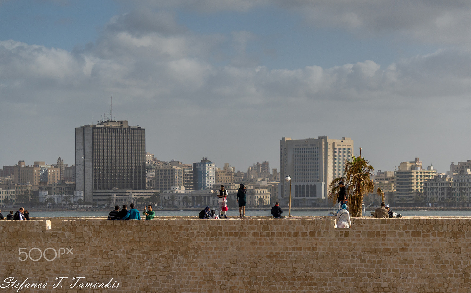 Sony a7R + Sony E 55-210mm F4.5-6.3 OSS sample photo. Gazing the corniche @ alexandria photography