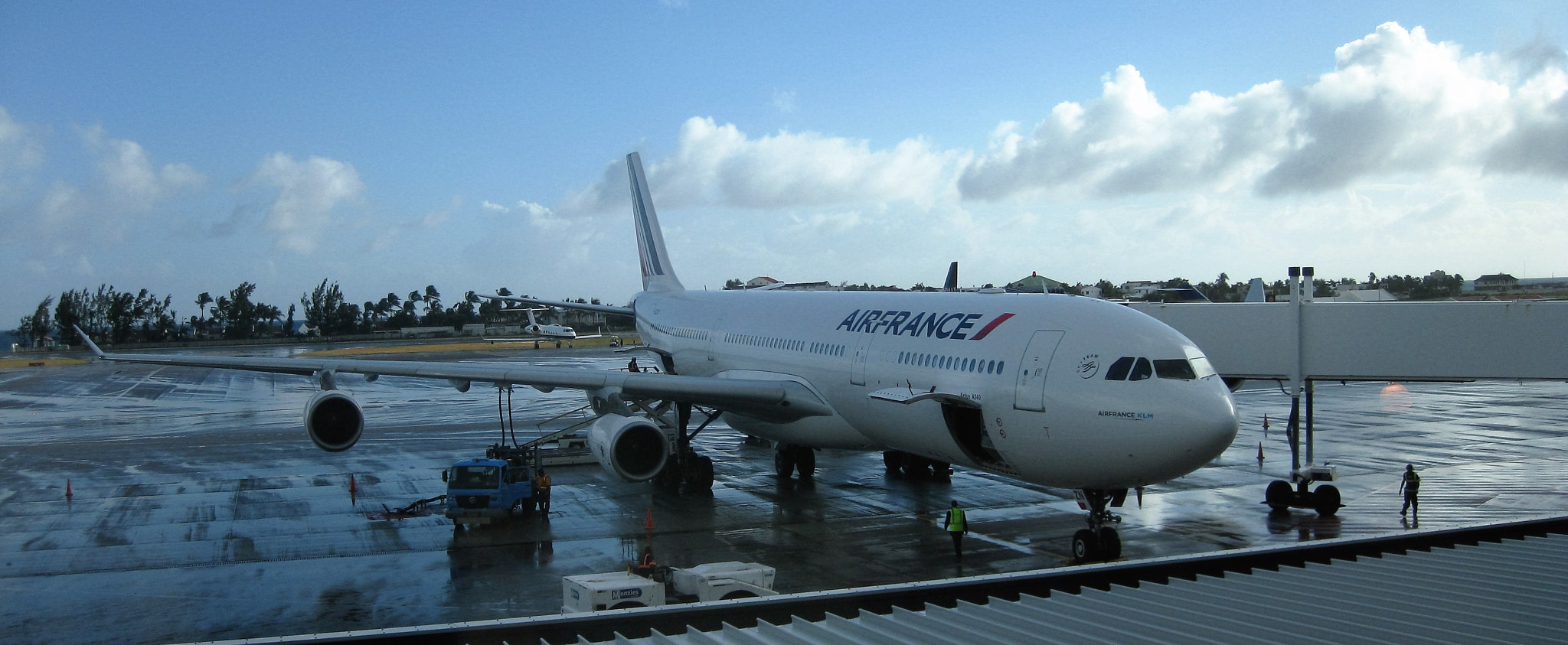 Canon PowerShot SD770 IS (Digital IXUS 85 IS / IXY Digital 25 IS) sample photo. Airfrance airbus a340 @ sxm photography