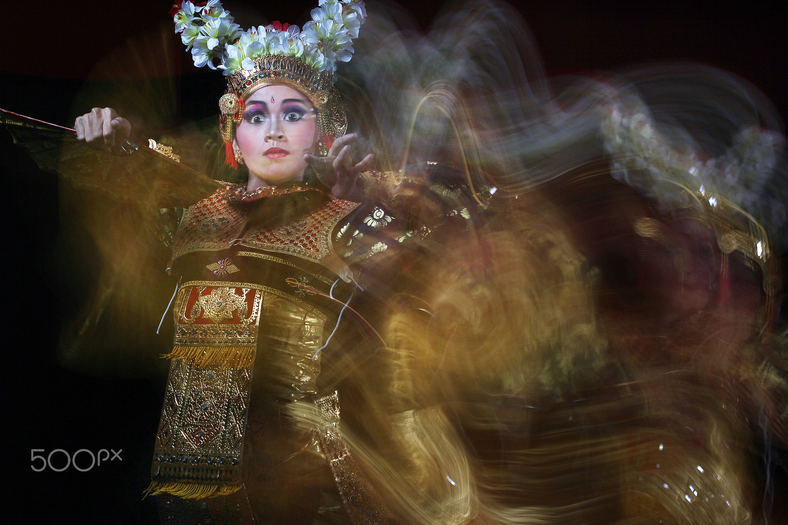 Canon EOS 60D + Canon EF 100mm F2.8 Macro USM sample photo. Bali dancer photography