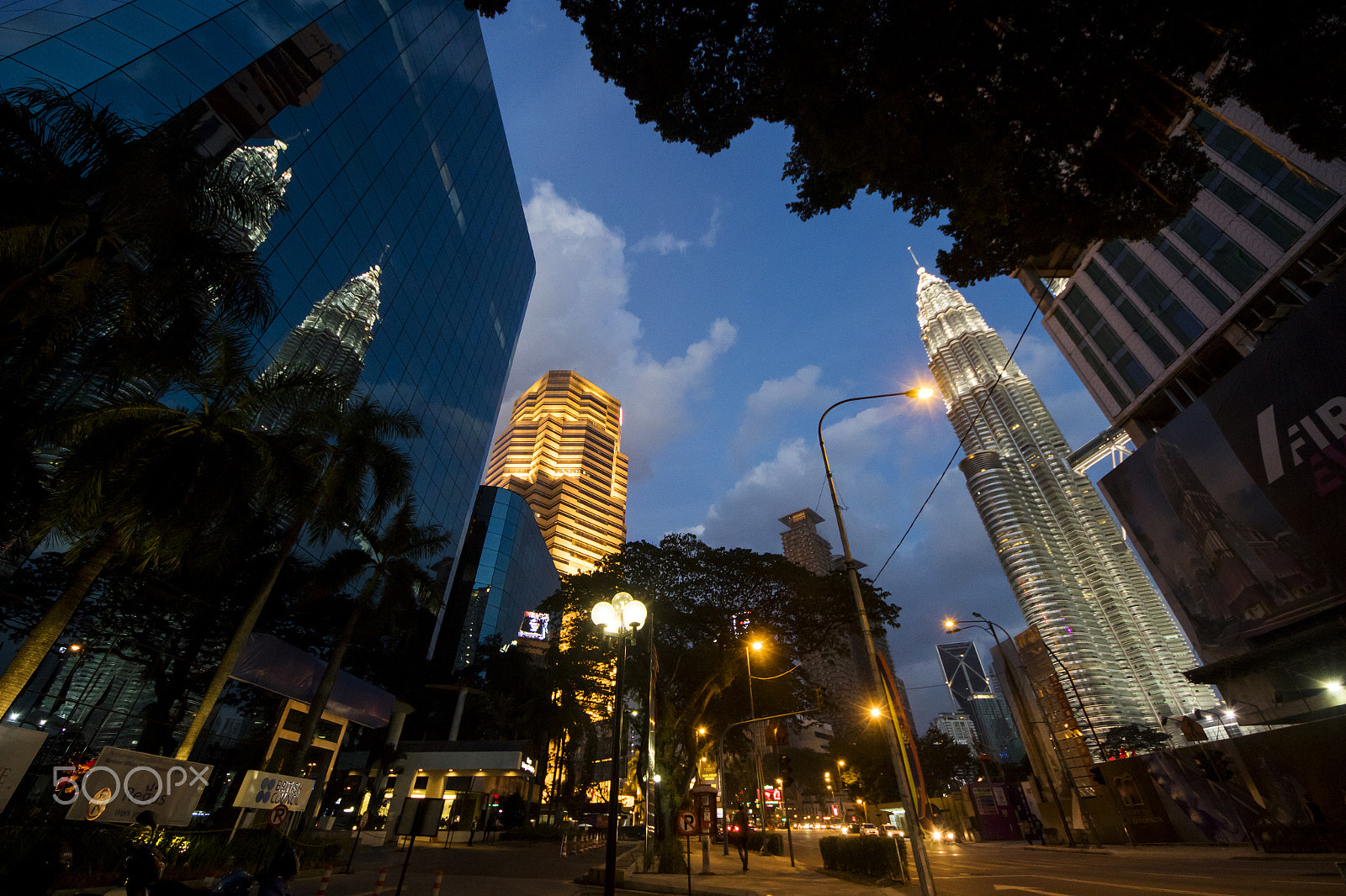 Sigma 8-16mm F4.5-5.6 DC HSM sample photo. 1u5a0417_.jpg photography