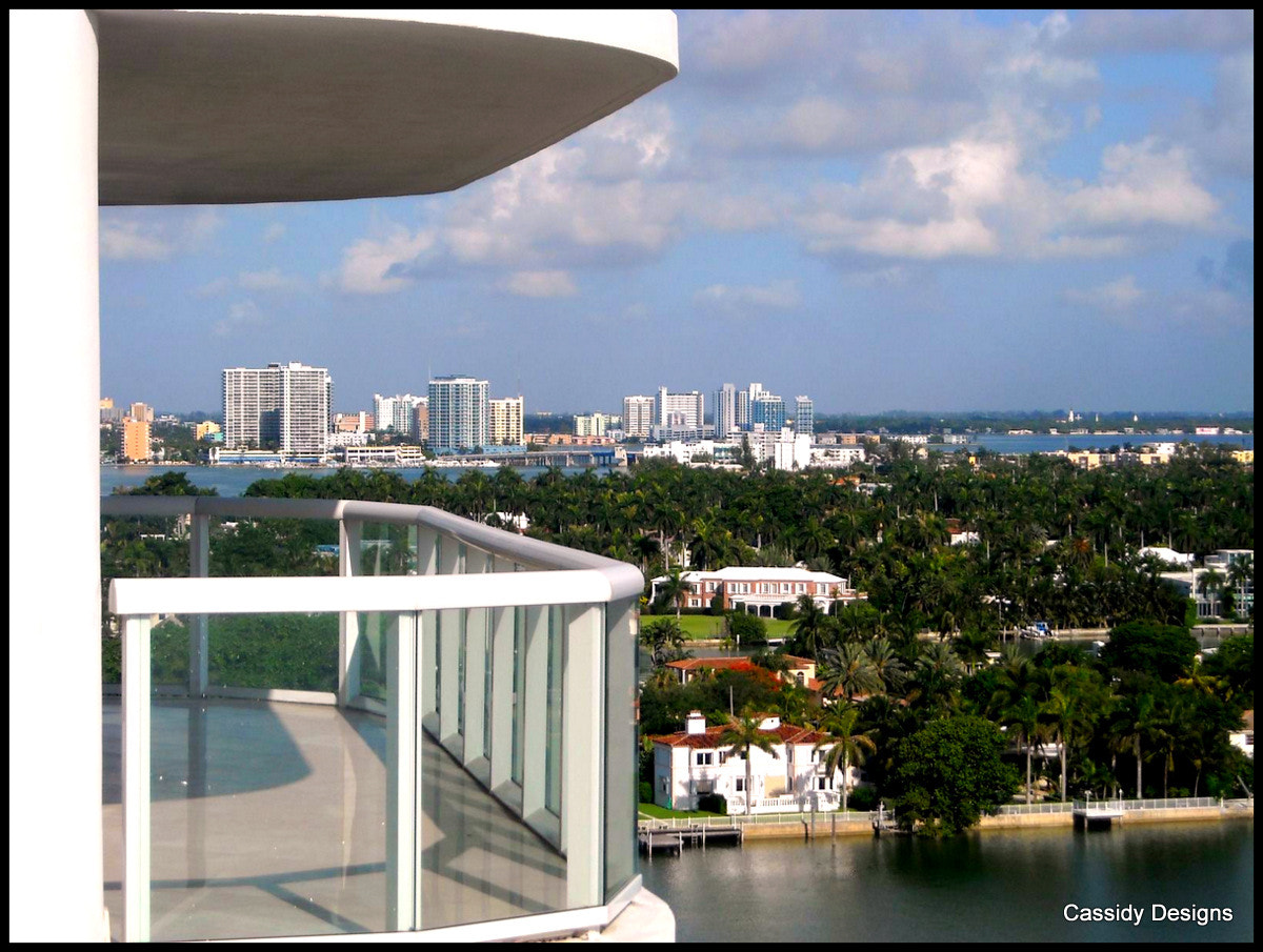 Nikon Coolpix L16 sample photo. South beach miami photography