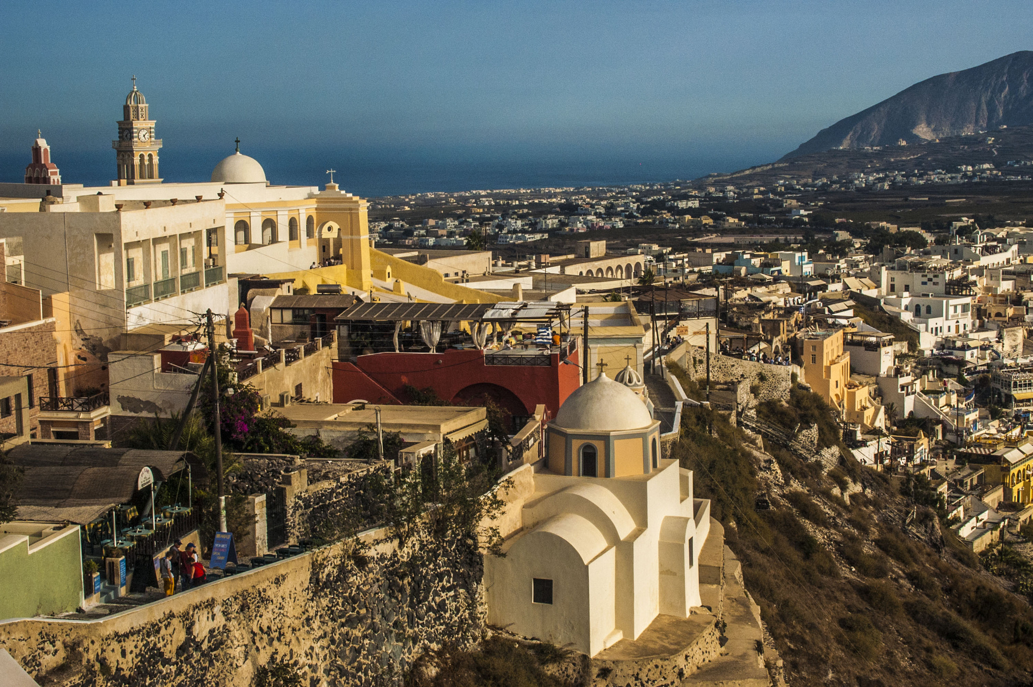 Nikon D70 + AF Zoom-Nikkor 35-70mm f/2.8 sample photo. Late afternoon santorini photography