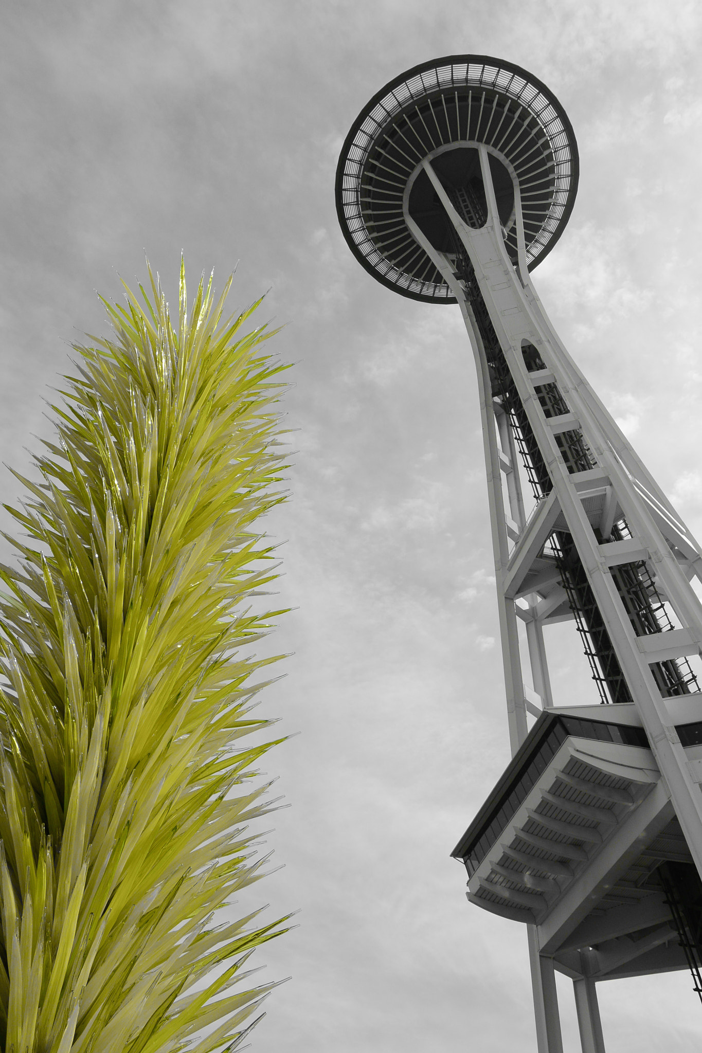 Nikon 1 Nikkor 11-27.5mm F3.5-5.6 sample photo. Space needle photography