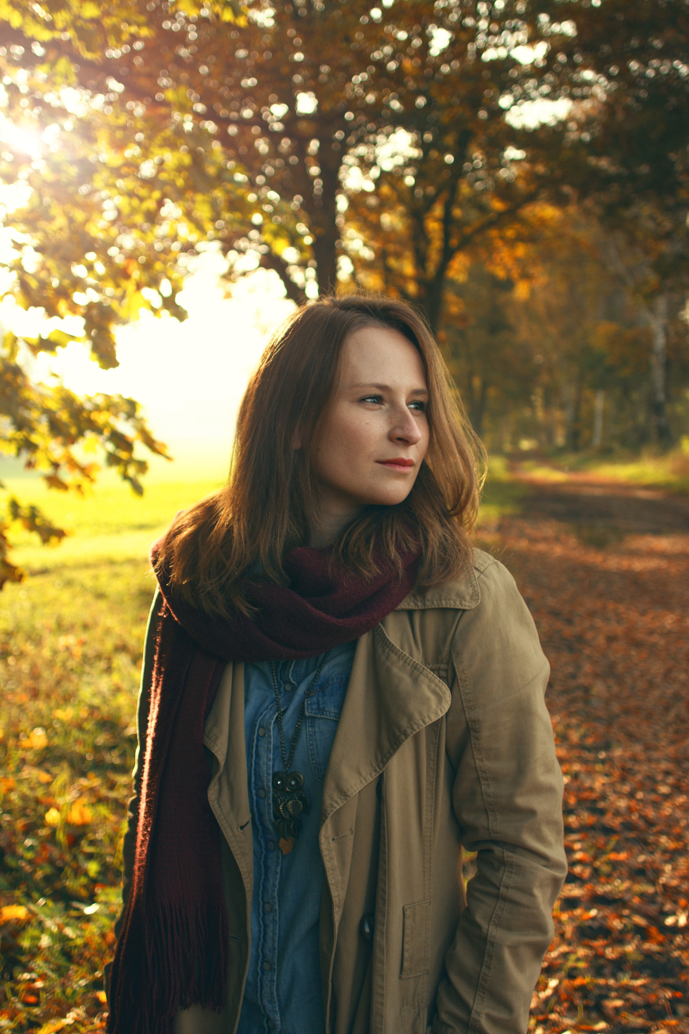 Canon EF 24mm F2.8 IS USM sample photo. Autumn portrait photography