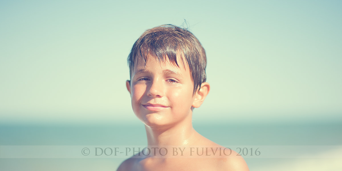 Nikon D3 + Sigma 85mm F1.4 EX DG HSM sample photo. Summer simplicity photography