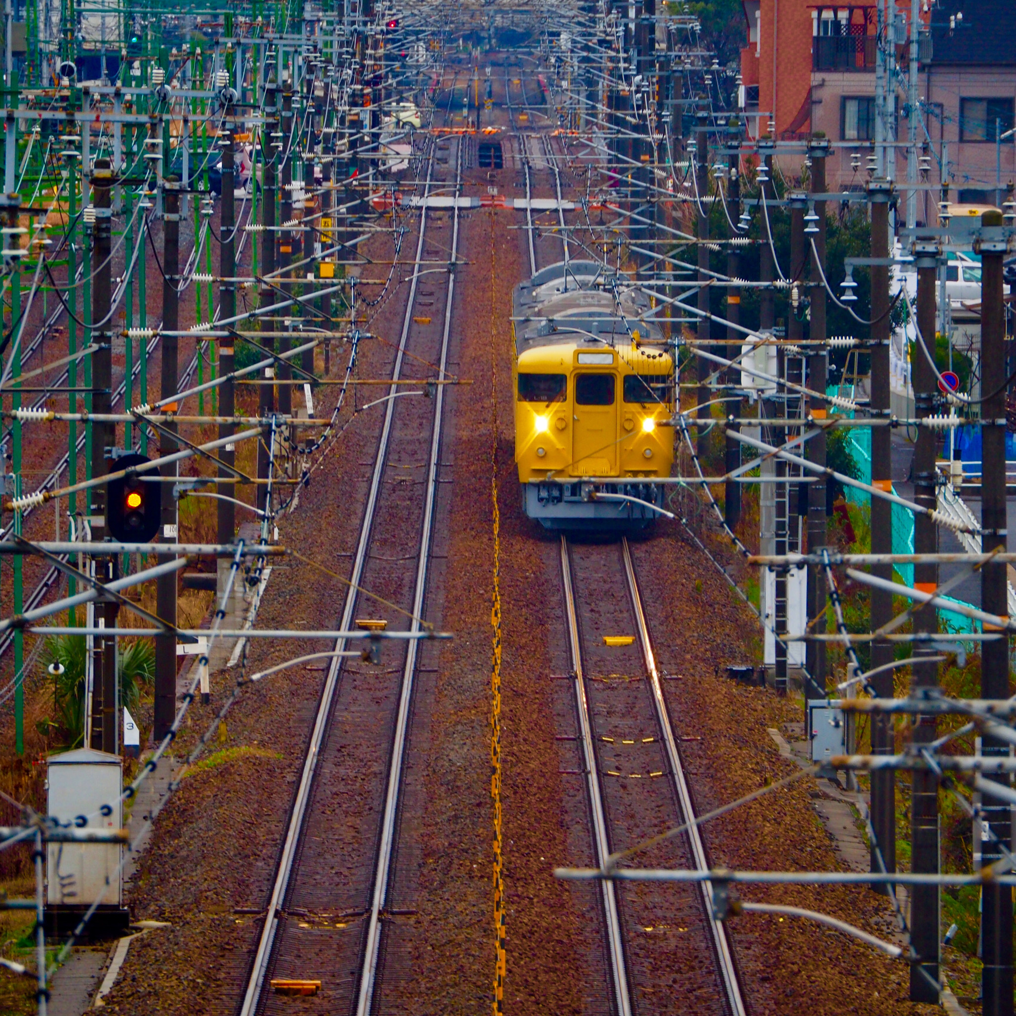 Olympus OM-D E-M10 II sample photo. 山陽本線 sanyo line photography