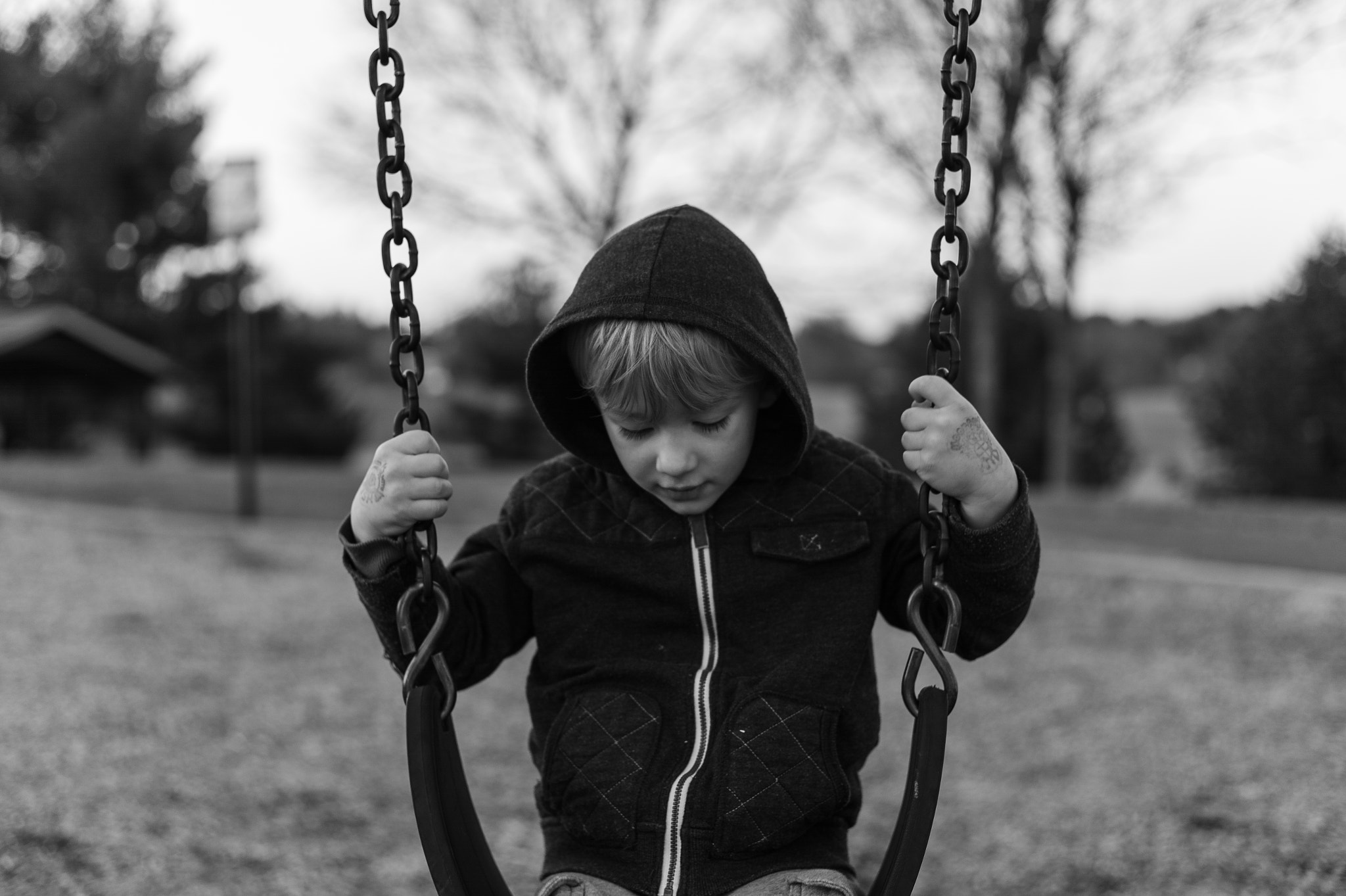 Summicron-M 50mm f/2 (III) sample photo. Swing thinker photography