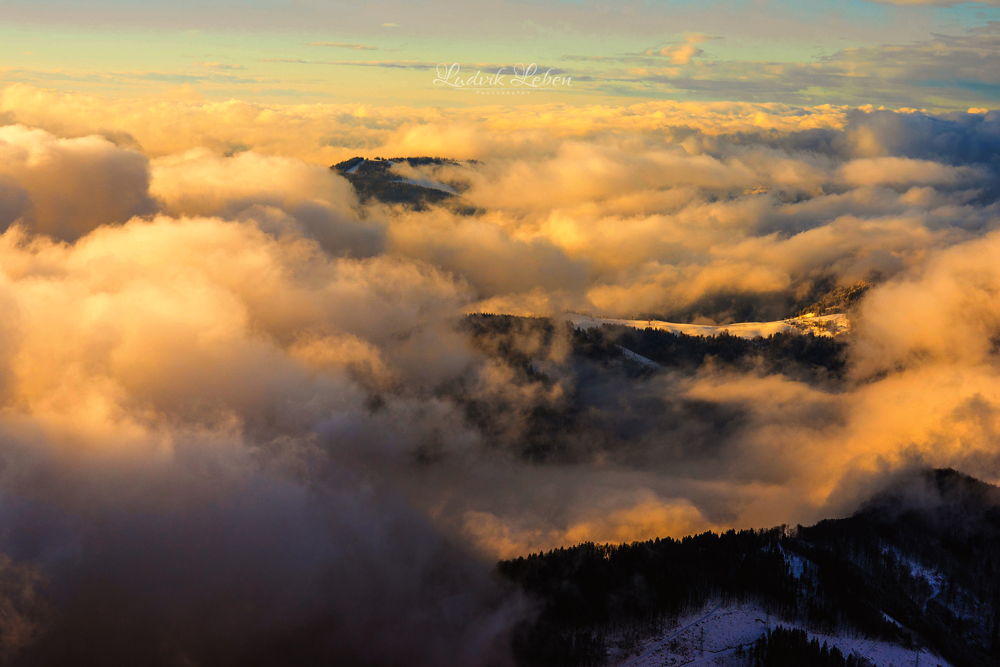 Sony a7 II + Sony 50mm F1.4 sample photo. Walk in the clouds photography