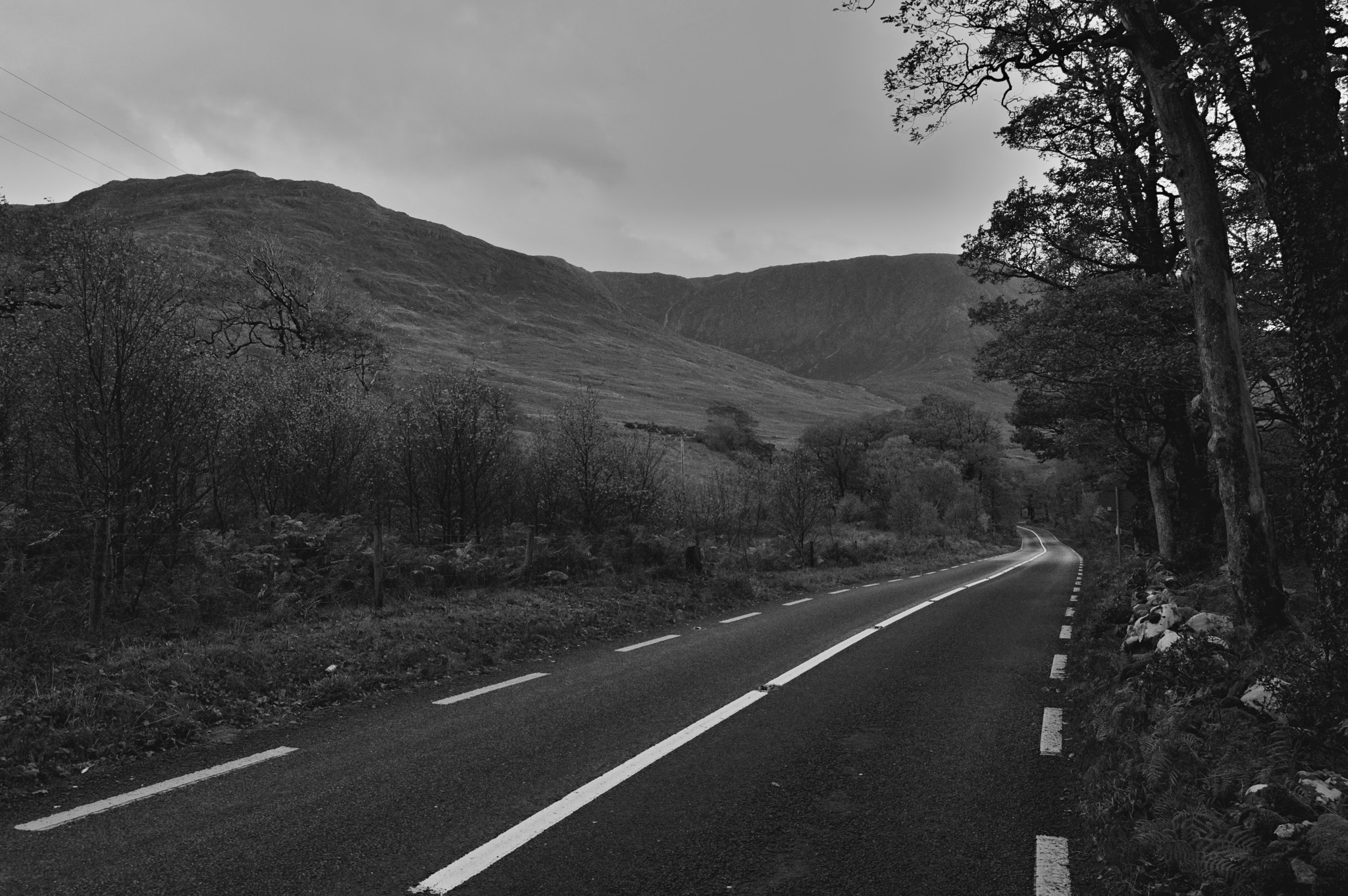 18.00 - 55.00 mm f/3.5 - 5.6 sample photo. Road to the mountains photography