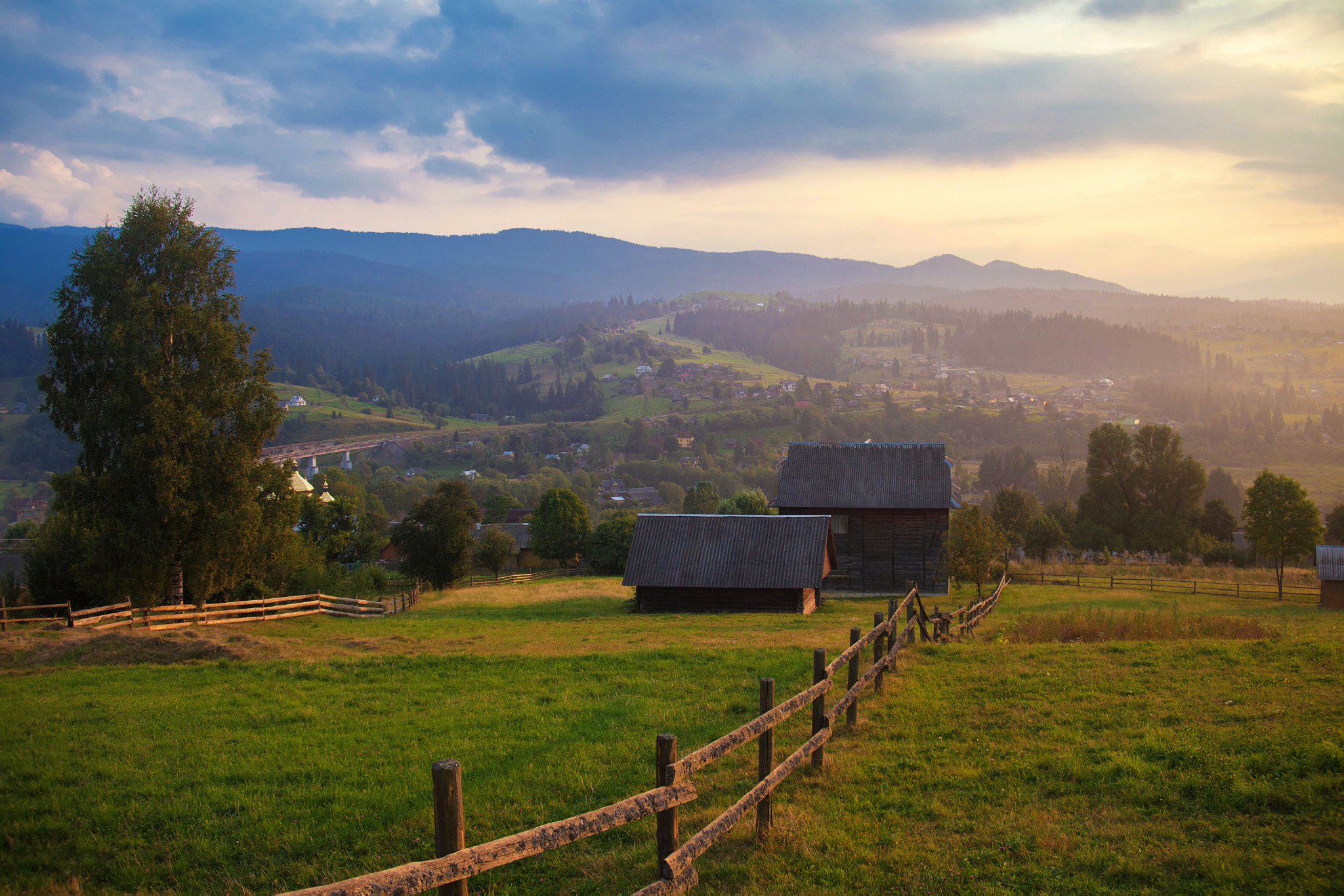 Canon EF 35-105mm f/3.5-4.5 sample photo. Evening in the mountains photography