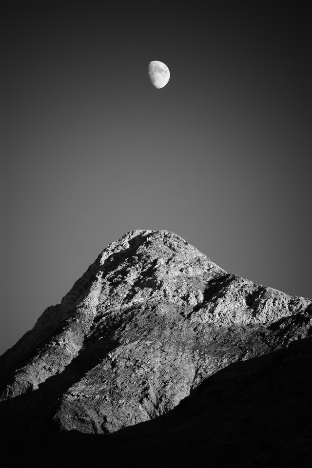 Canon EF 70-200mm F4L USM sample photo. Moonlight photography