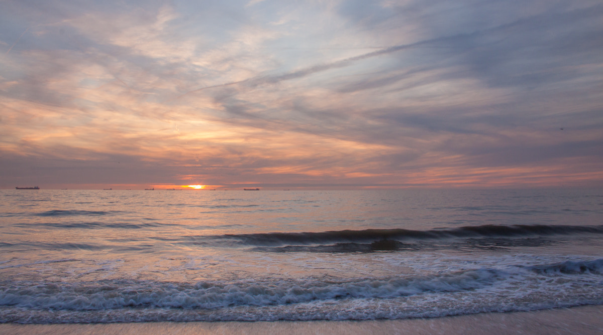 Canon EF-S 18-55mm F3.5-5.6 sample photo. Sunset curve photography