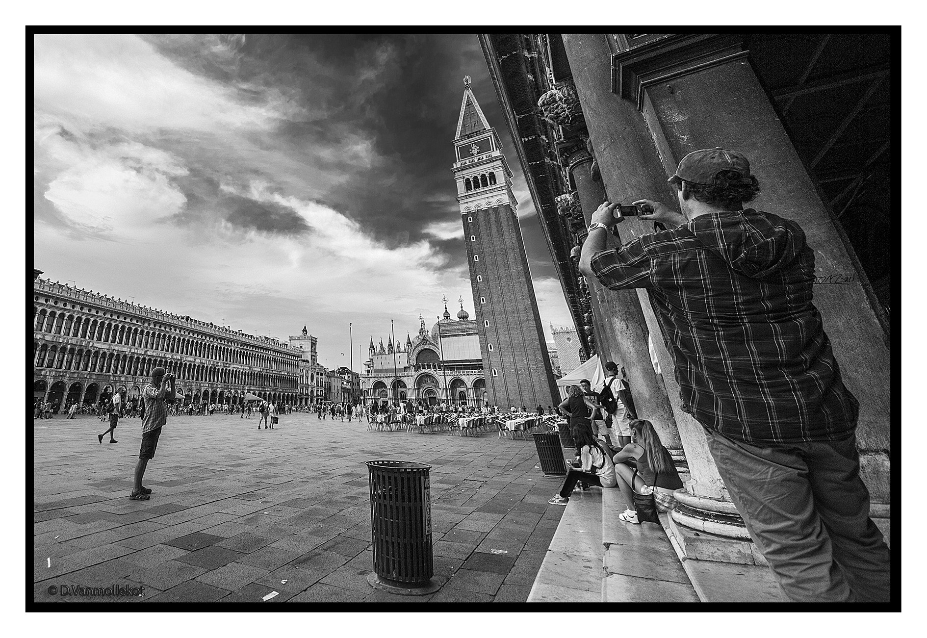 Sigma 8-16mm F4.5-5.6 DC HSM sample photo. Venise b/w photography