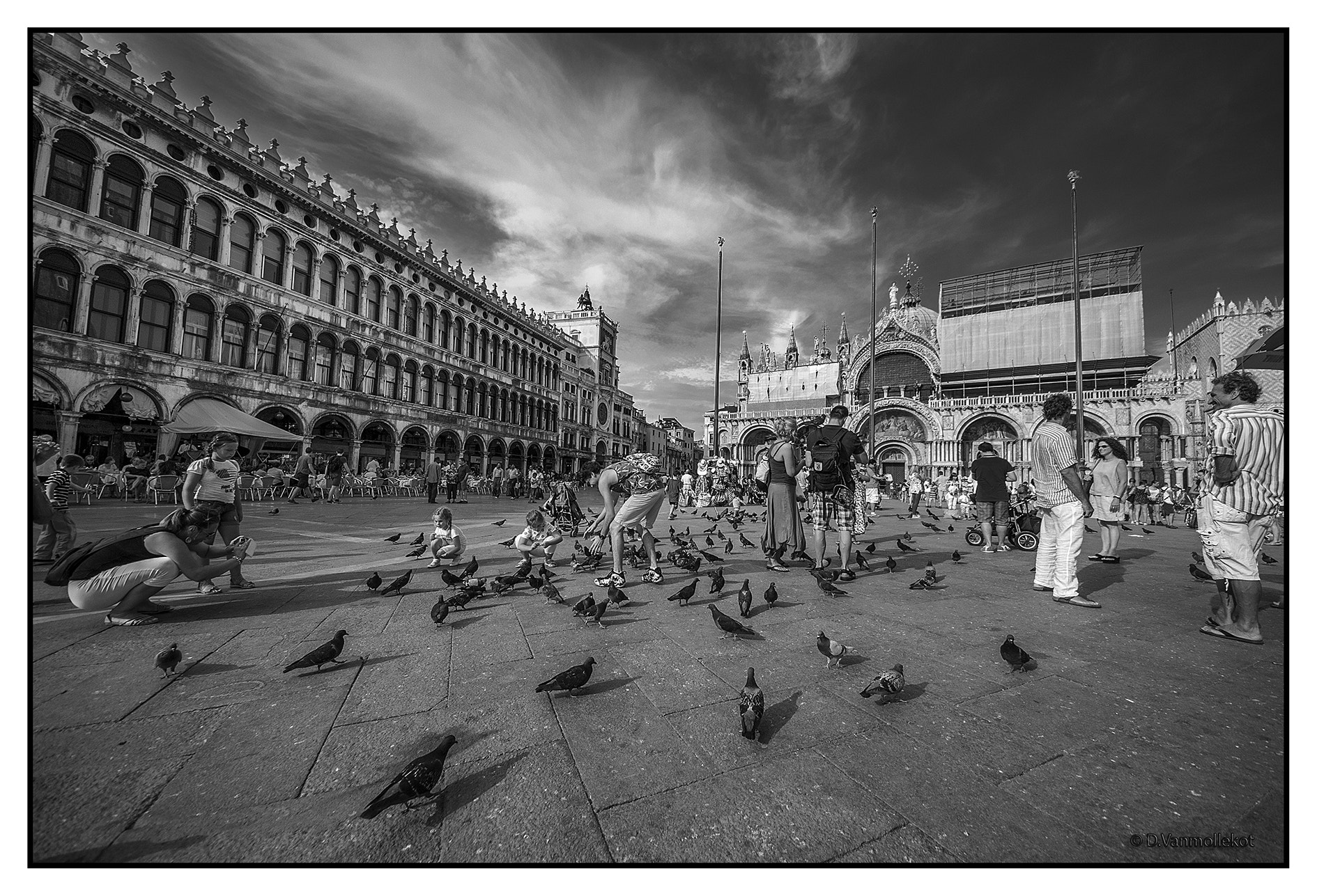 Sigma 8-16mm F4.5-5.6 DC HSM sample photo. Venise b/w photography