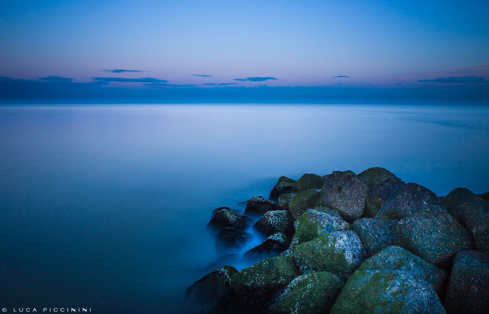 Canon EOS 5D + Canon EF 28mm F1.8 USM sample photo. Quiet sea photography
