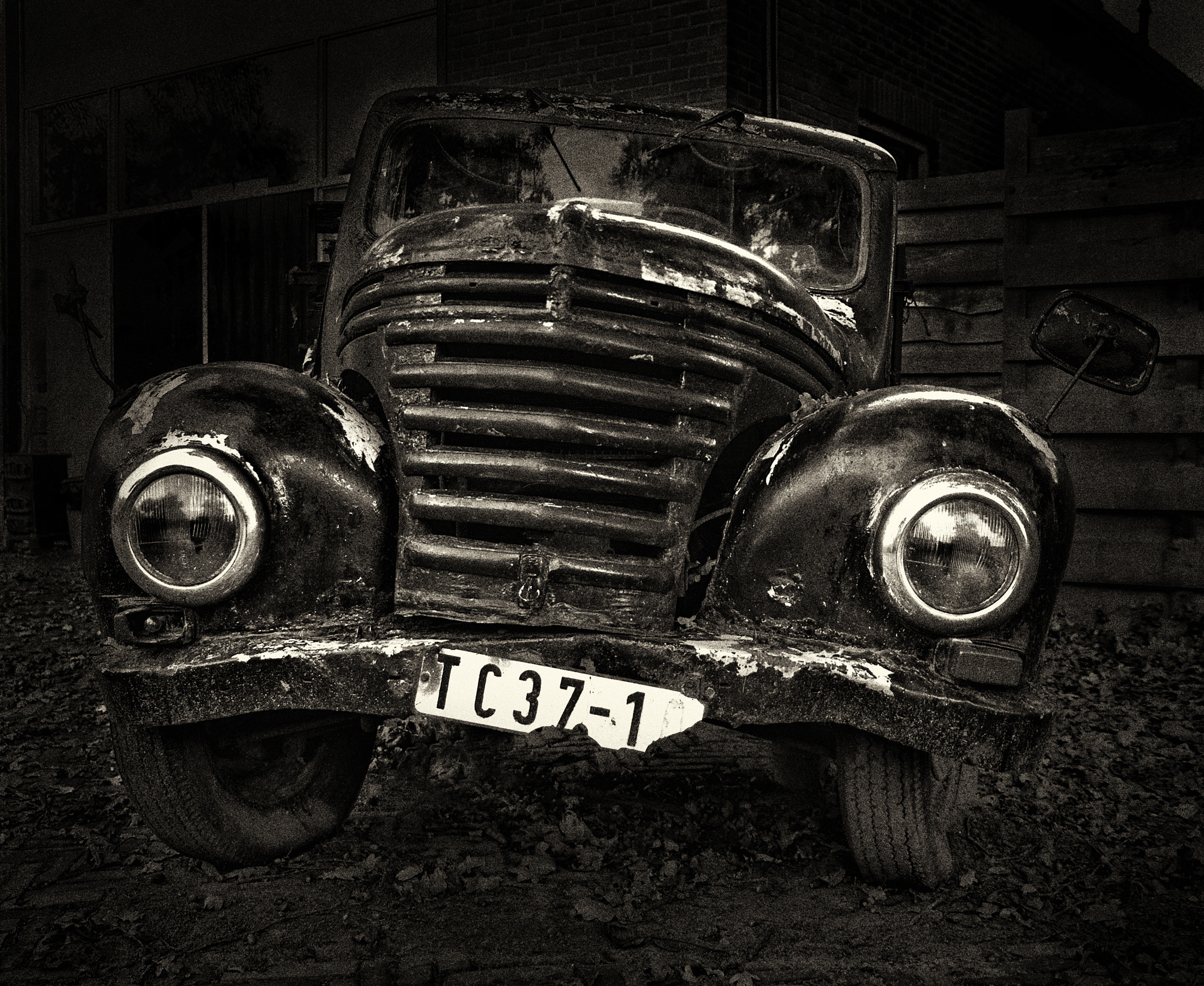 Nikon D200 sample photo. Old car photography