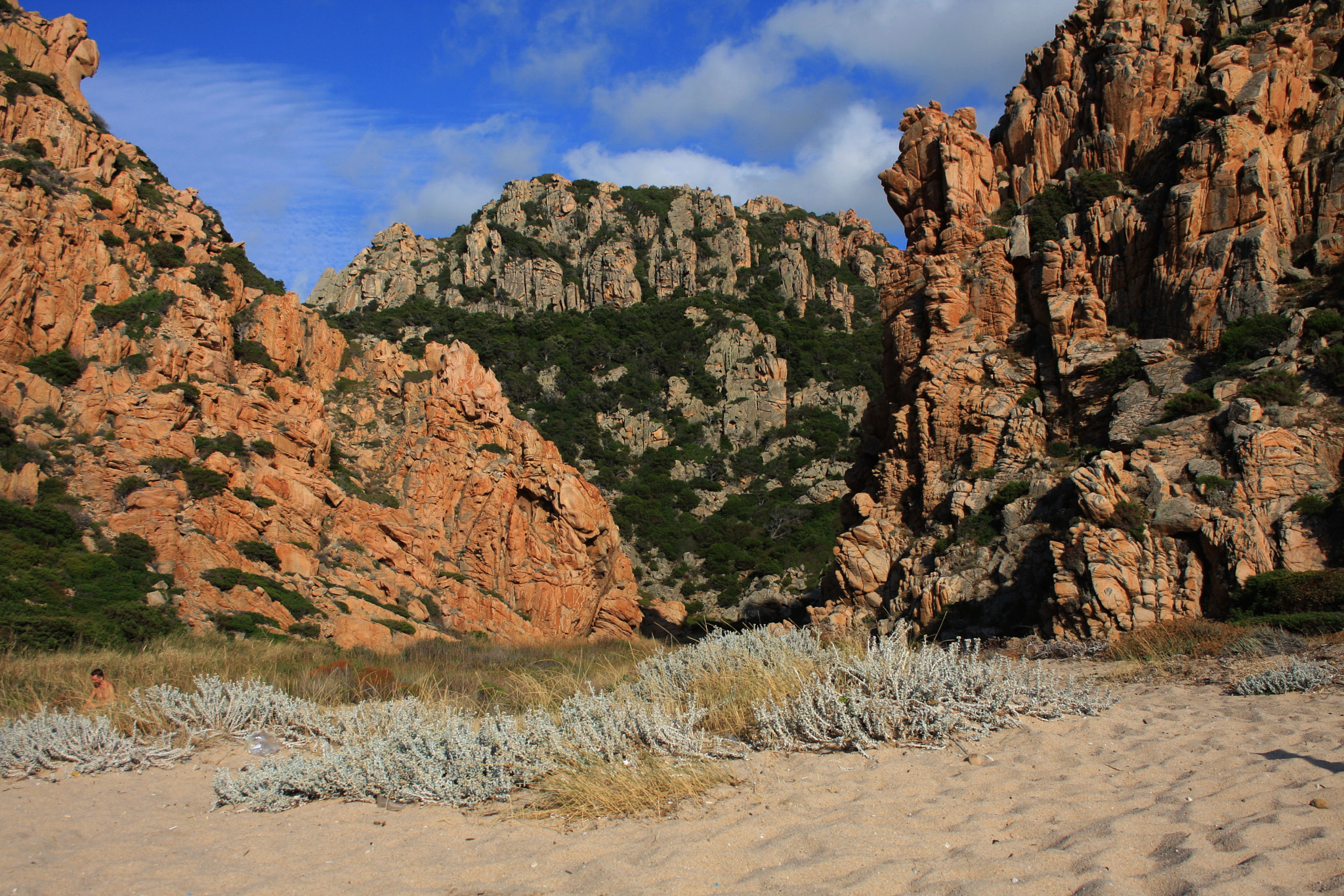 Canon EF-S 18-55mm F3.5-5.6 sample photo. Rocks photography