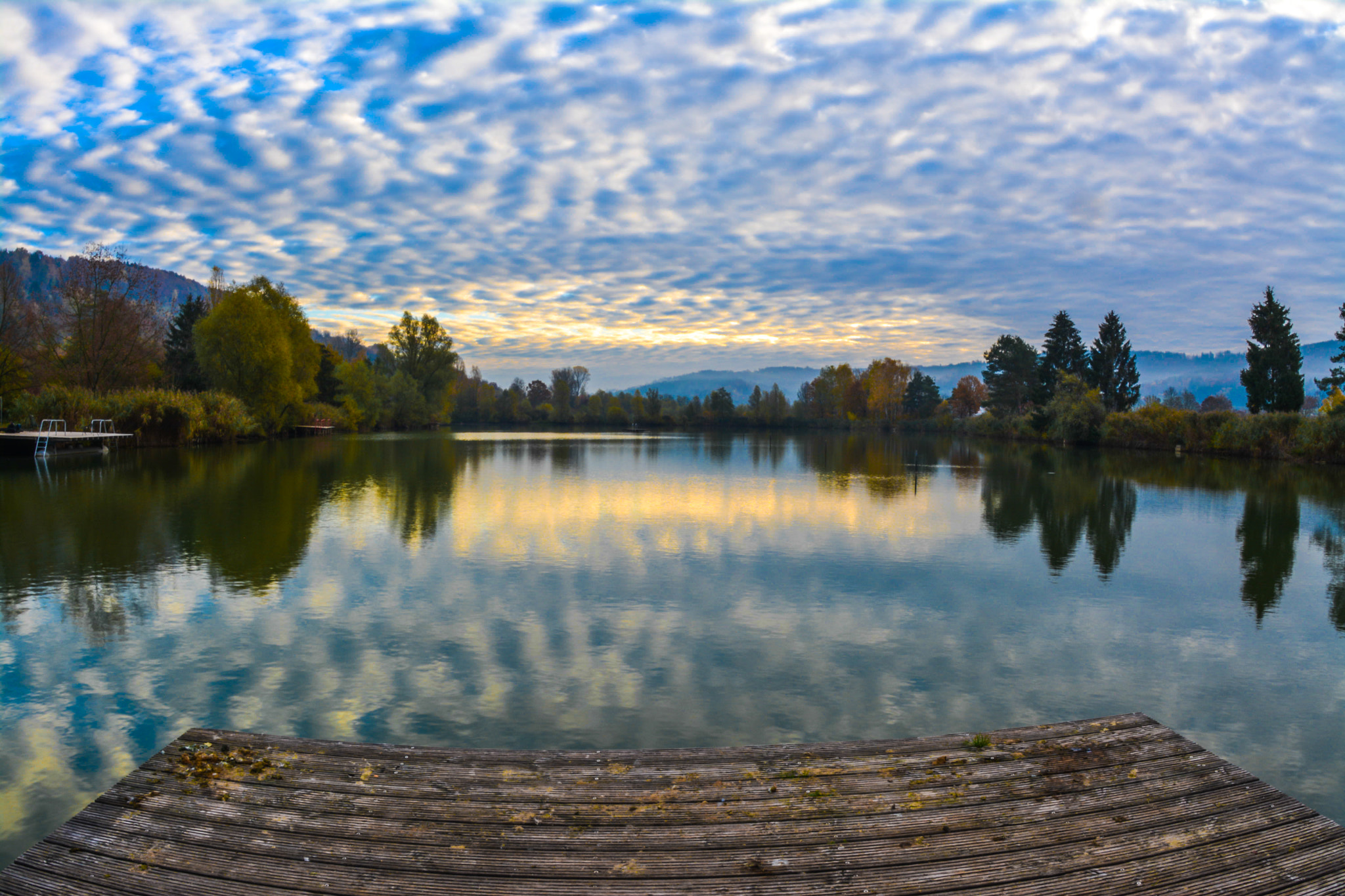 Nikon D5200 + Nikon AF Fisheye-Nikkor 16mm F2.8D sample photo. Sea photography