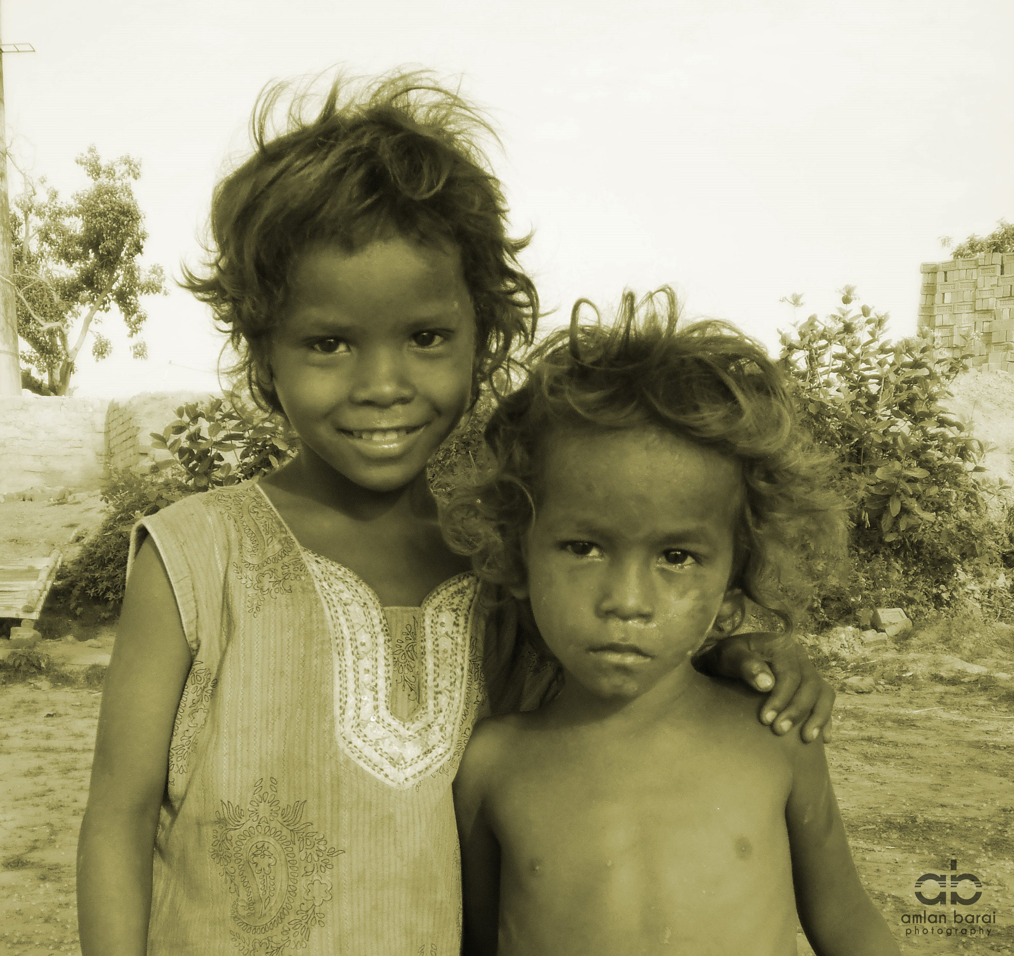 Olympus T105,T100,X36 sample photo. Sisters... photography