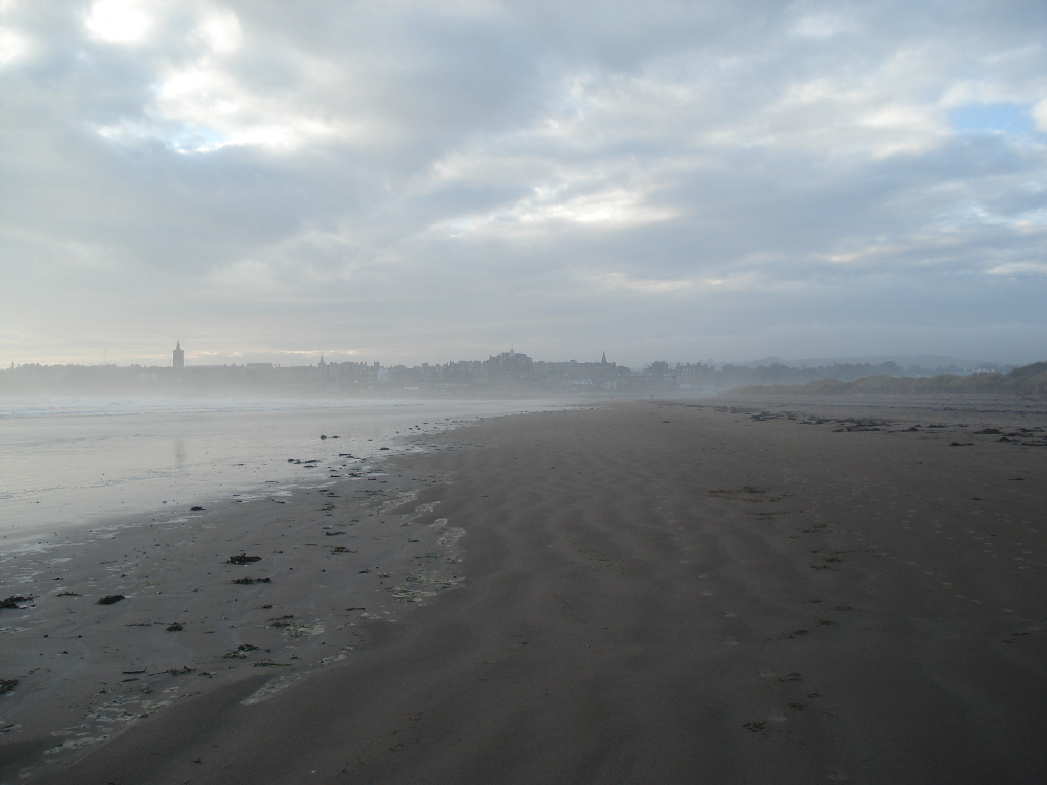 Sony DSC-W40 sample photo. Beach of st. andrews photography