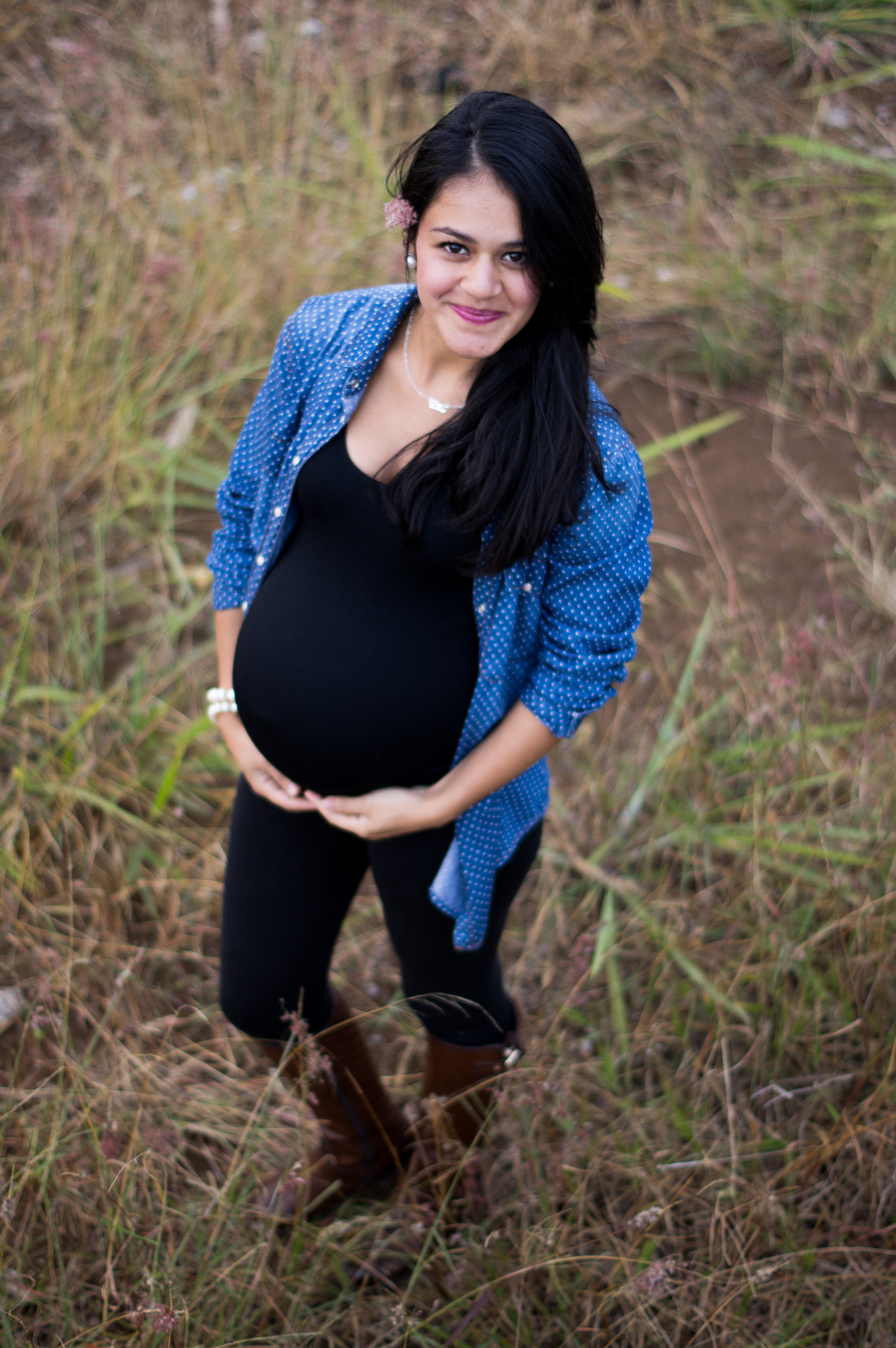 Pentax K-3 II + Pentax smc DA 50mm F1.8 sample photo. Maternity session photography