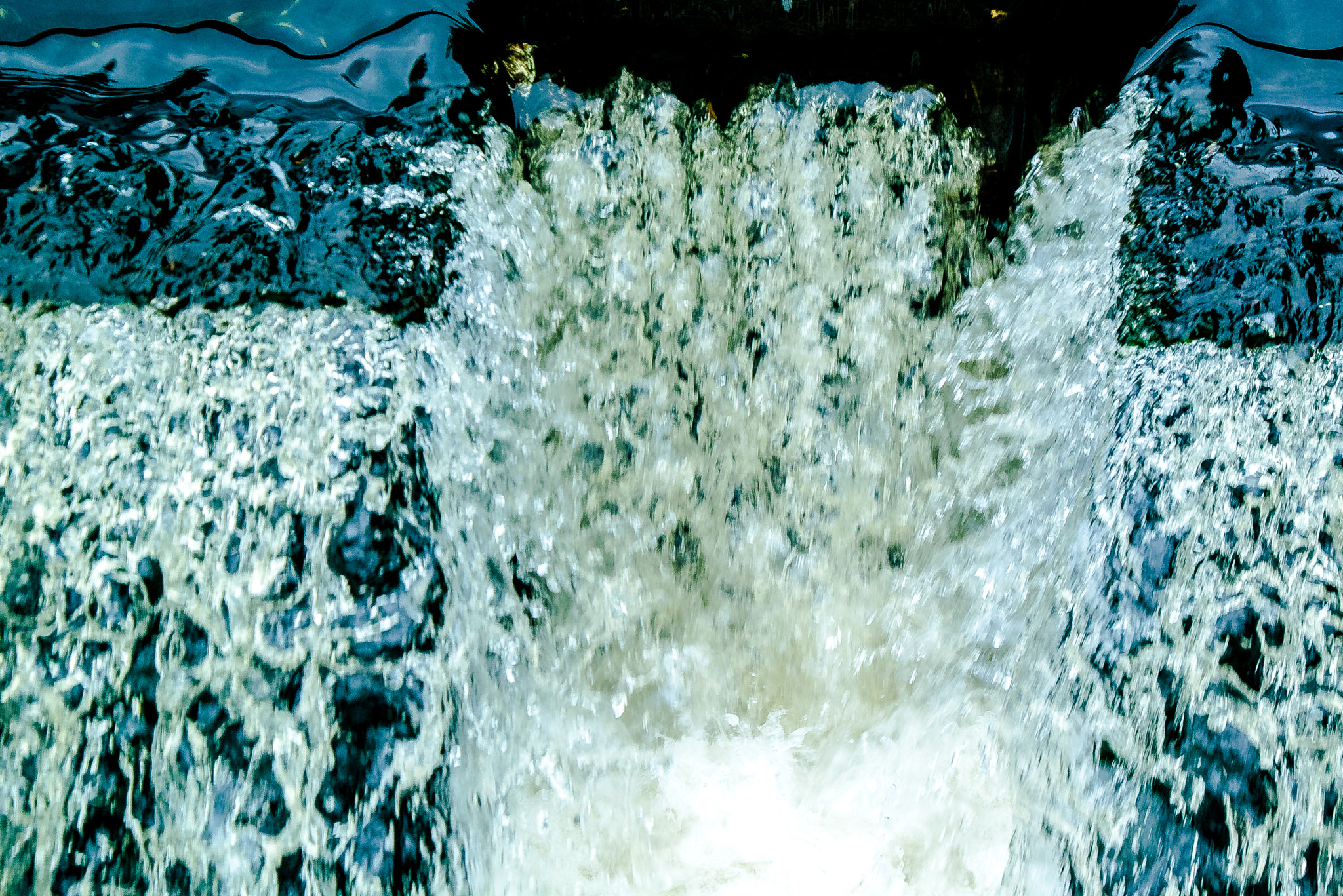 Tamron AF 28-300mm F3.5-6.3 XR Di LD Aspherical (IF) Macro sample photo. Water photography