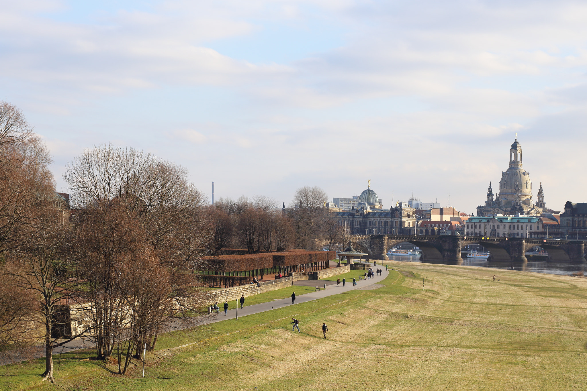 ZEISS Otus 85mm F1.4 sample photo. Dresden photography