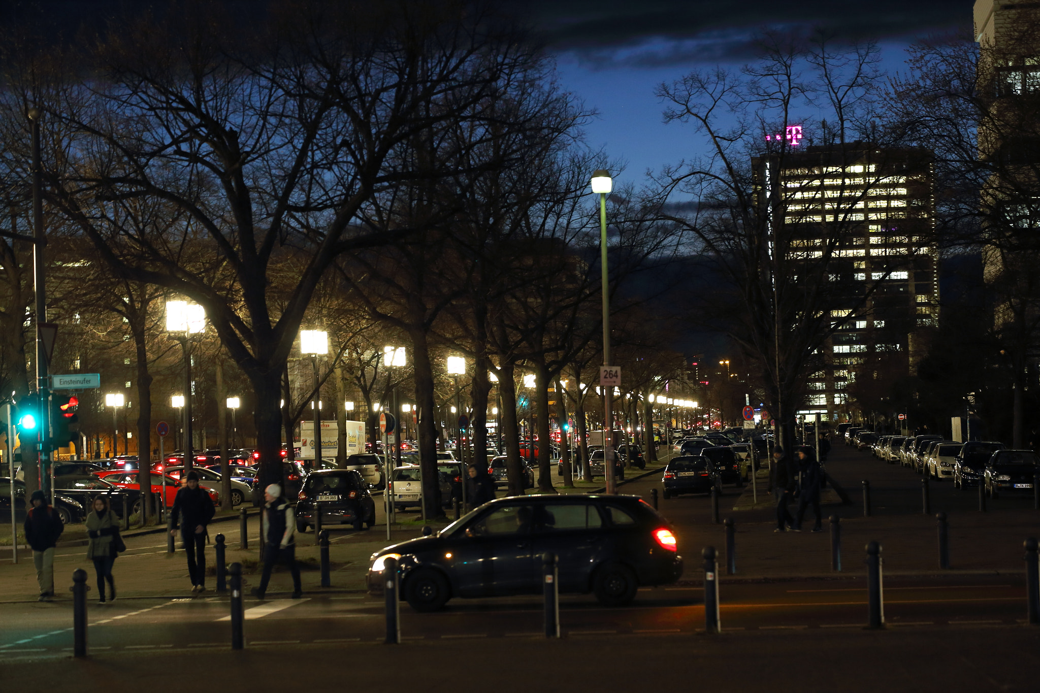 ZEISS Otus 85mm F1.4 sample photo. Berlin by night photography